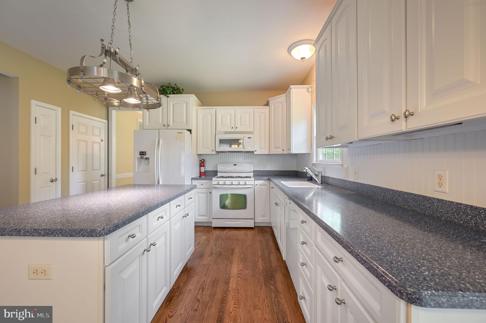 STEELES RIDGE - Residential Lease