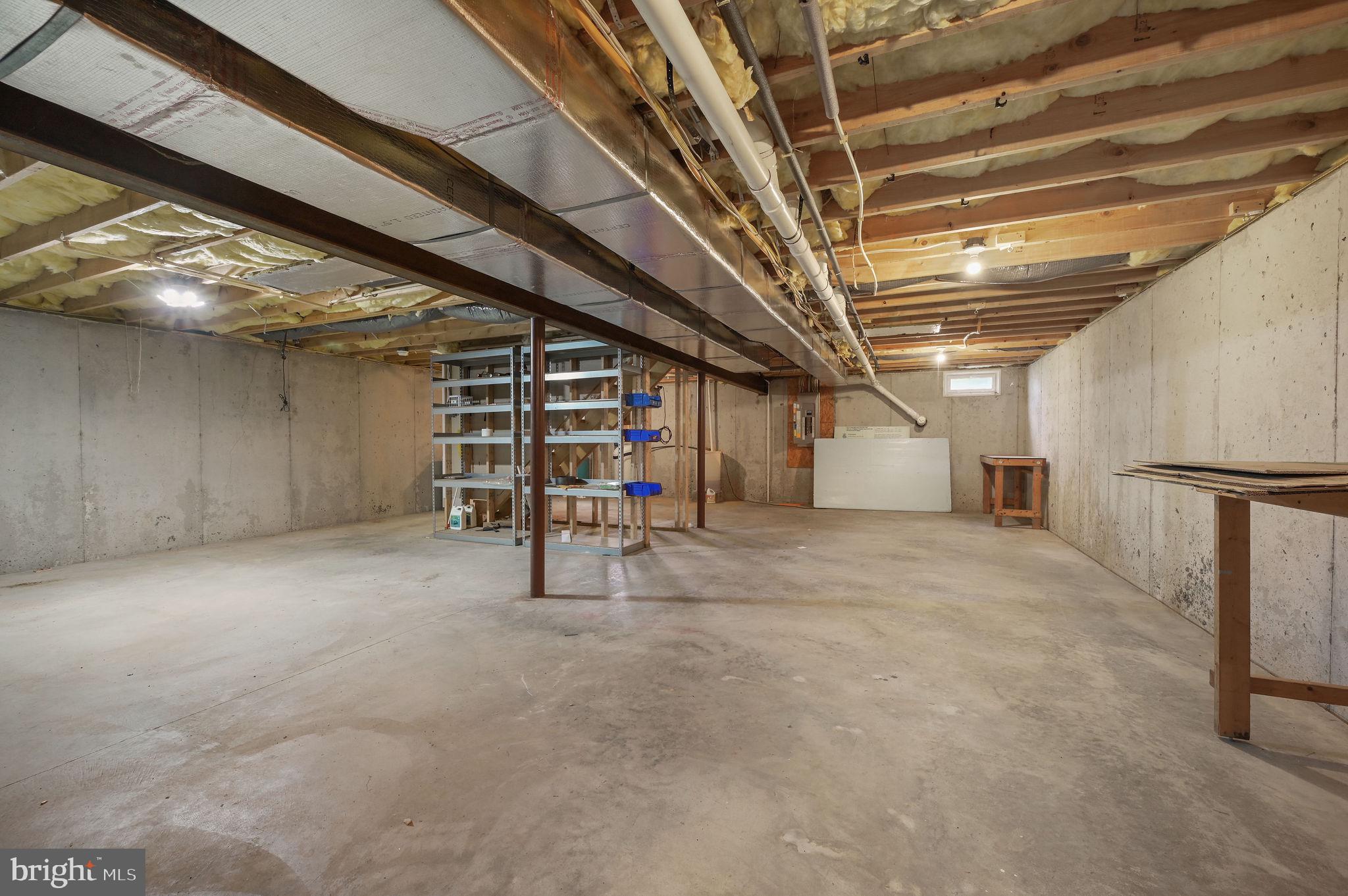 STEELES RIDGE - Residential Lease