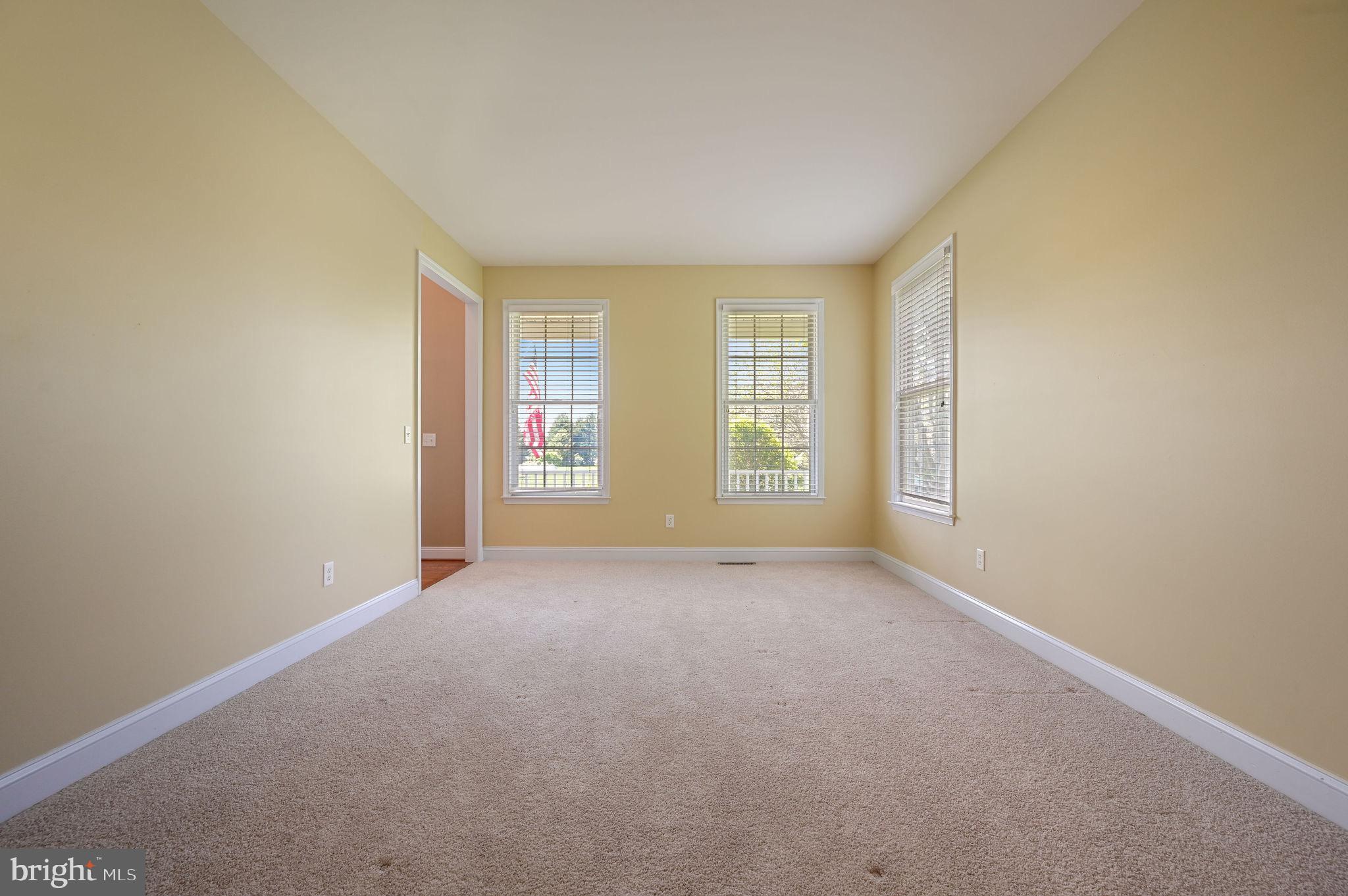 STEELES RIDGE - Residential Lease