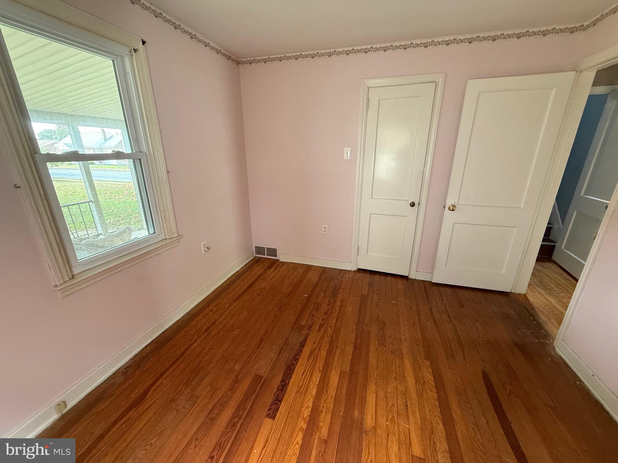 SOUTH TEMPLE HEIGH - Residential