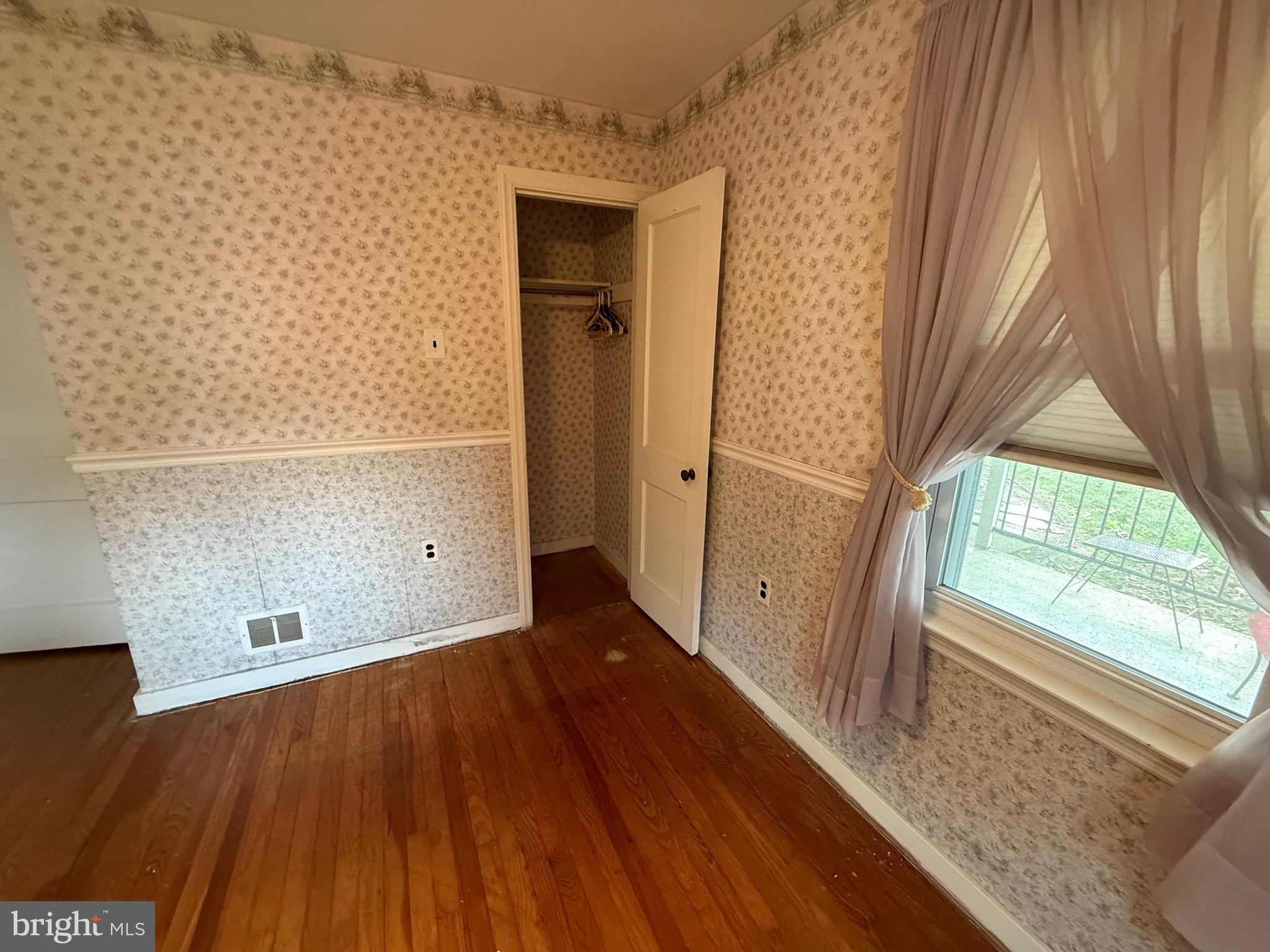 SOUTH TEMPLE HEIGH - Residential