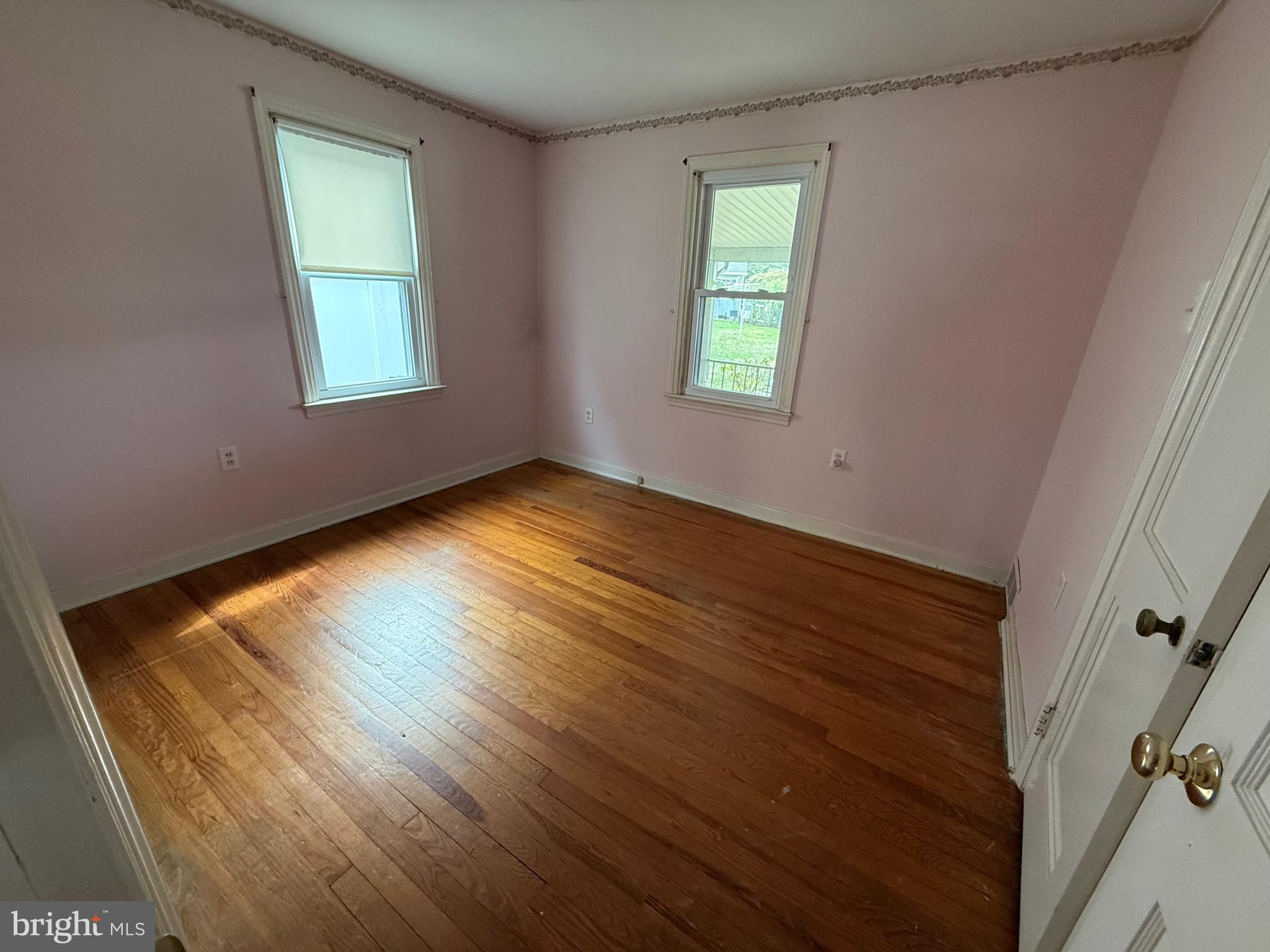 SOUTH TEMPLE HEIGH - Residential