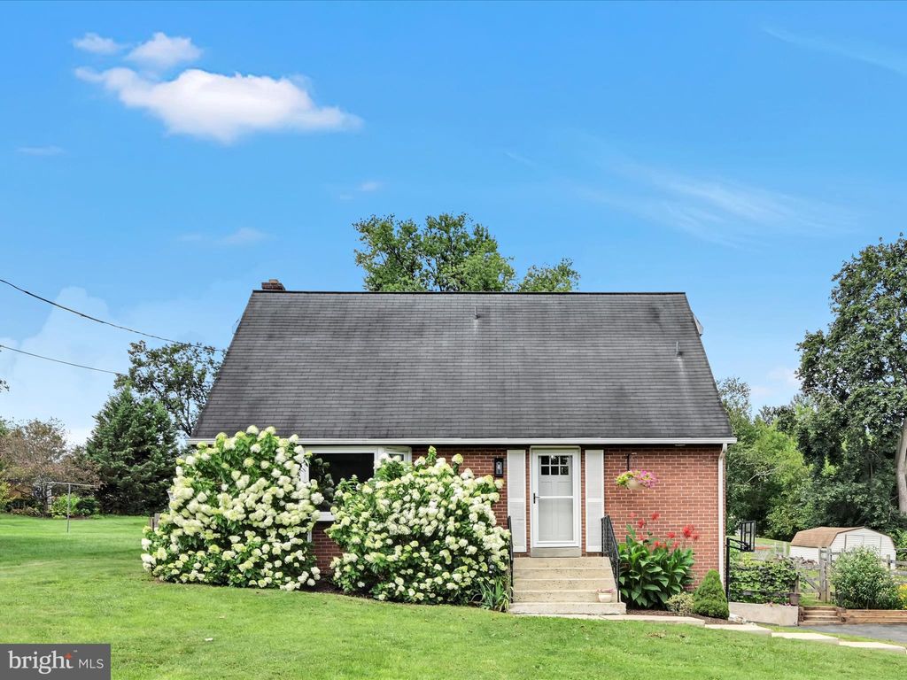 Photo of 1774 Sammar Road, LANCASTER, PA 17601 (MLS # PALA2073334)