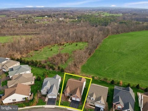 Homes For Sale - 4855 Spencer Drive<br/> SCHWENKSVILLE, PA 19473