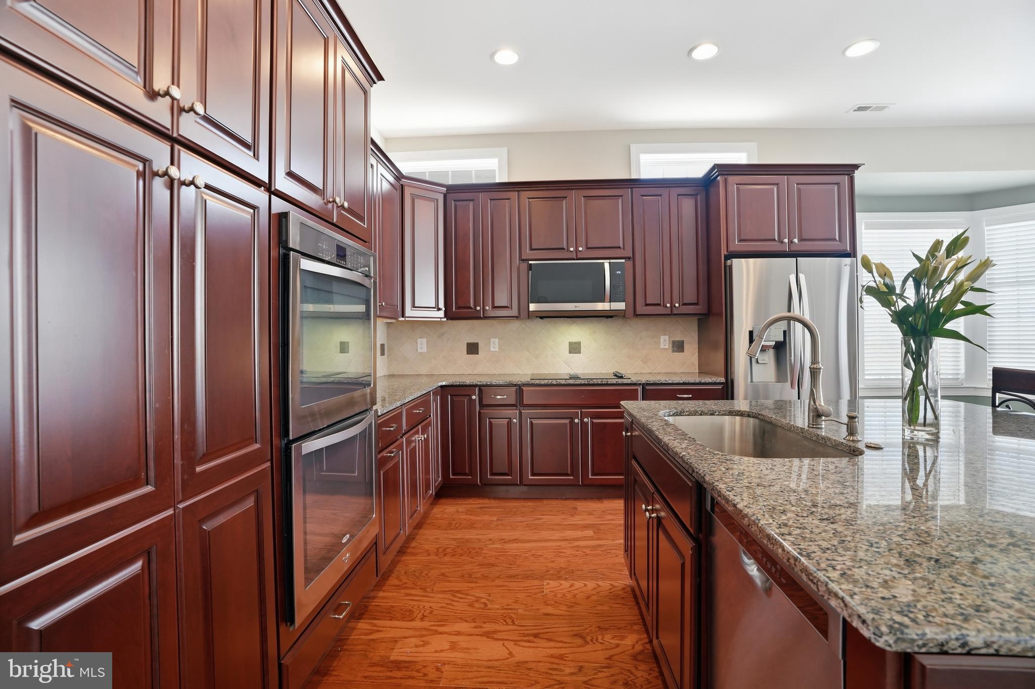 MEADOW GLEN - Residential