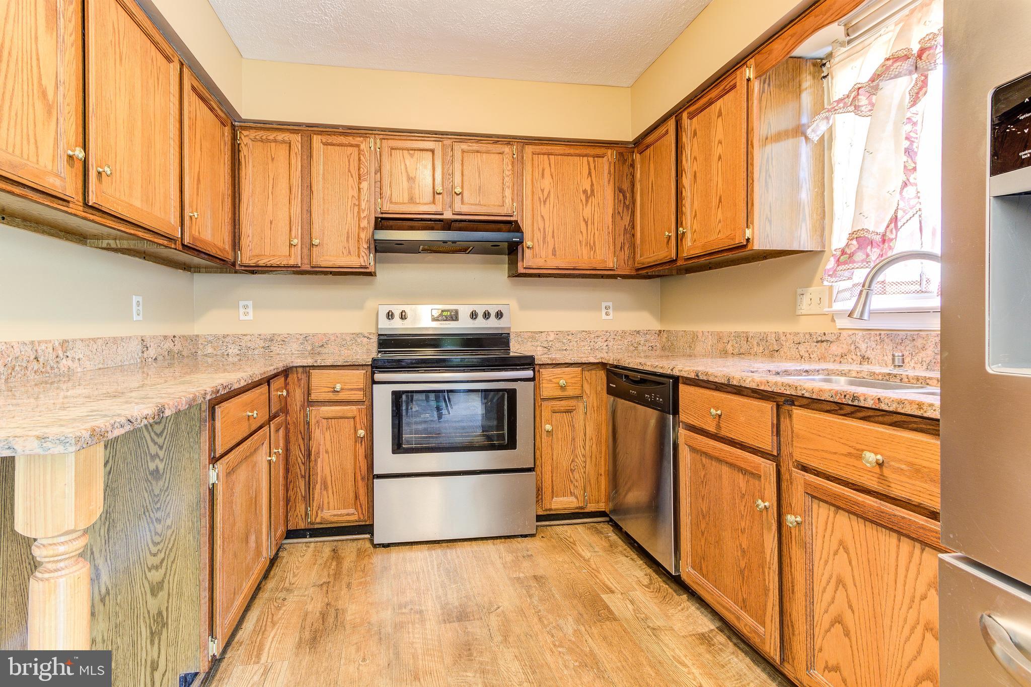 MEADOWBROOKE - Residential