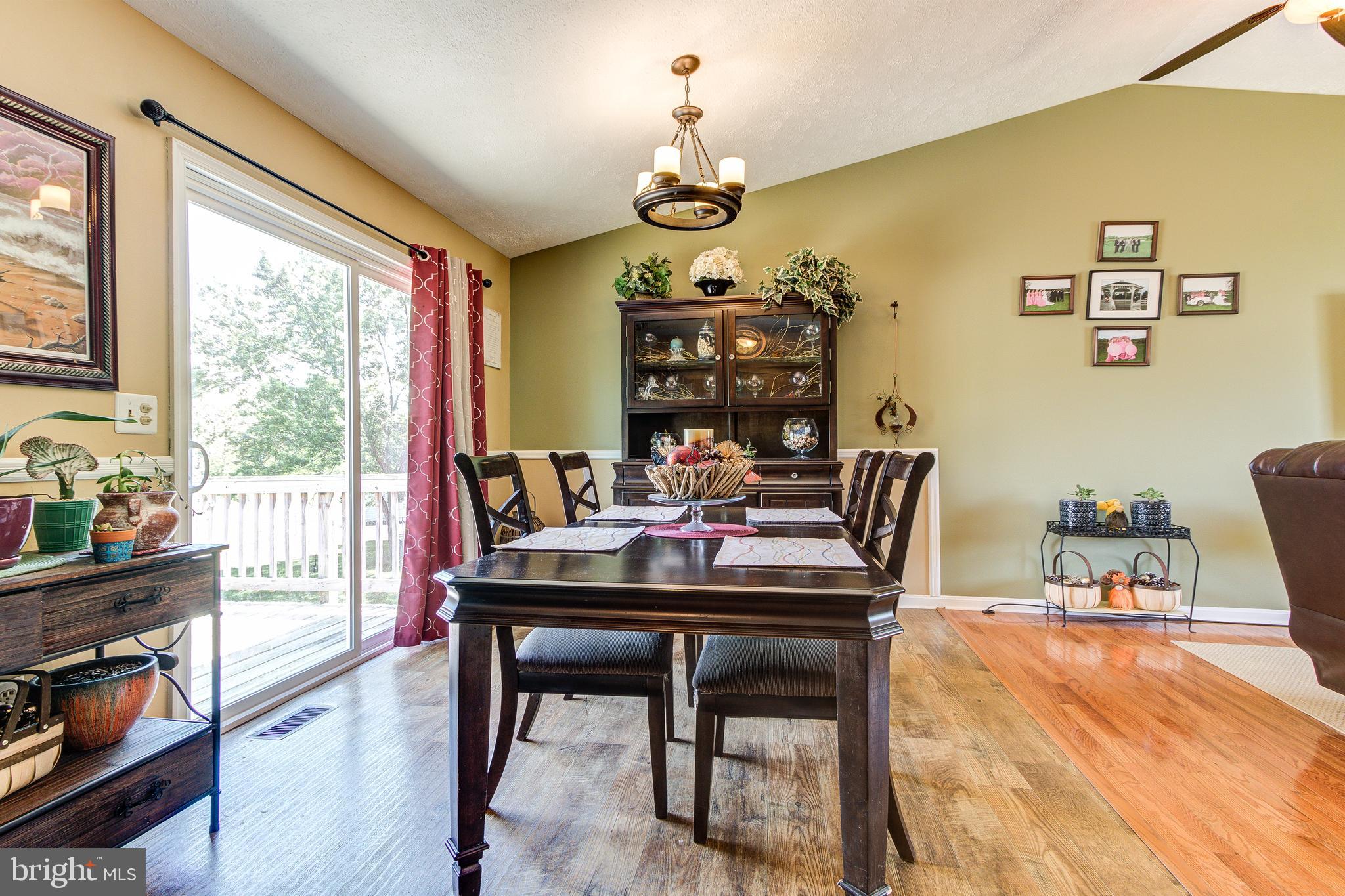 MEADOWBROOKE - Residential