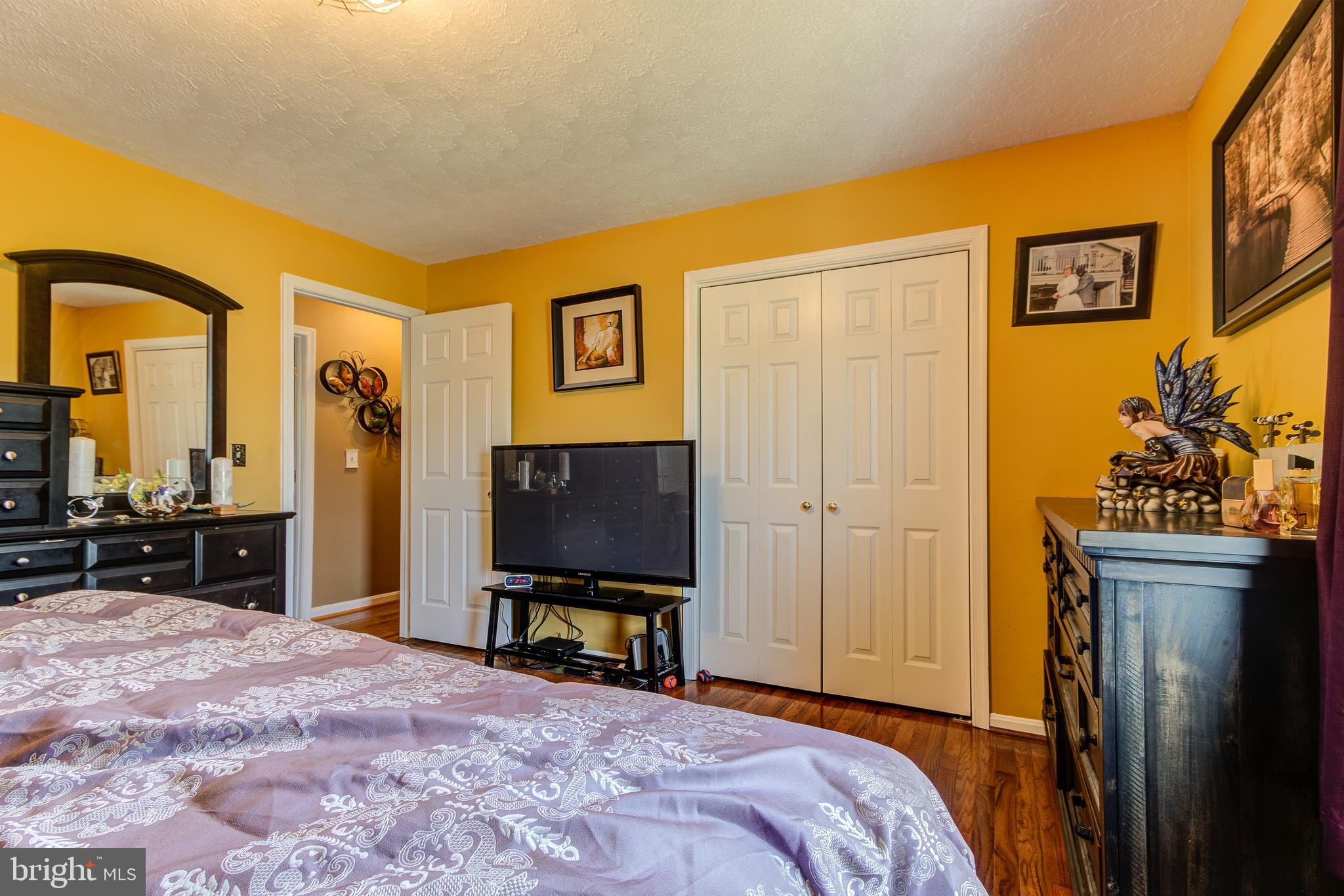 MEADOWBROOKE - Residential