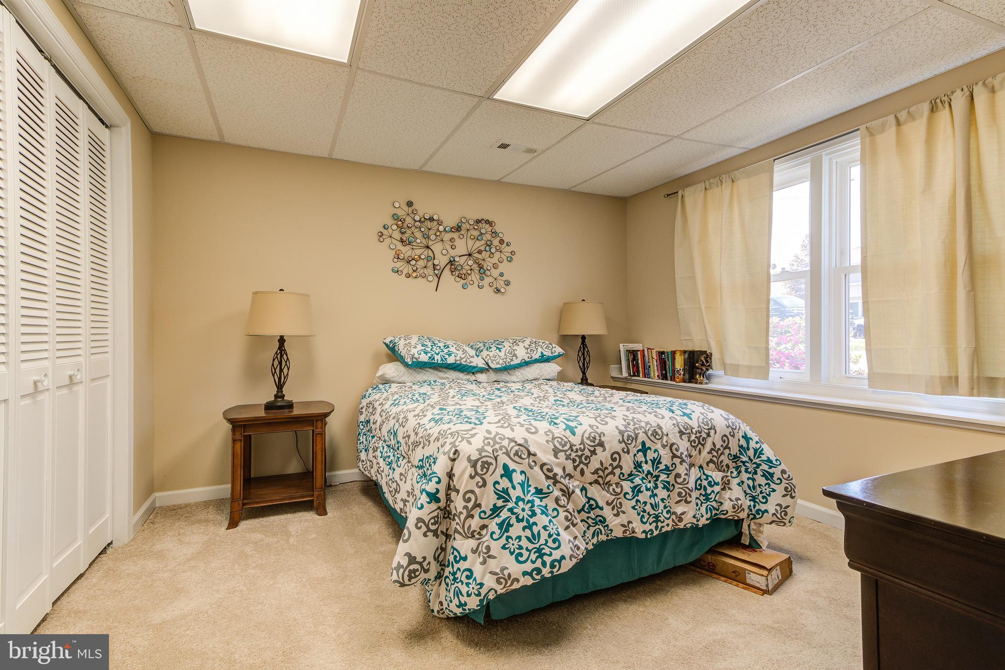 MEADOWBROOKE - Residential