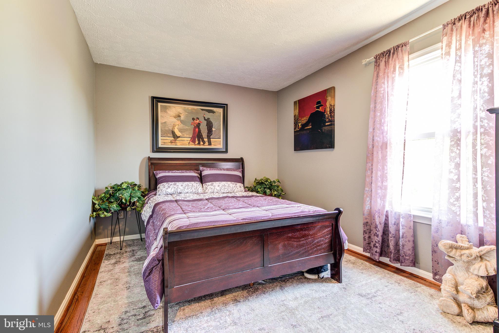 MEADOWBROOKE - Residential