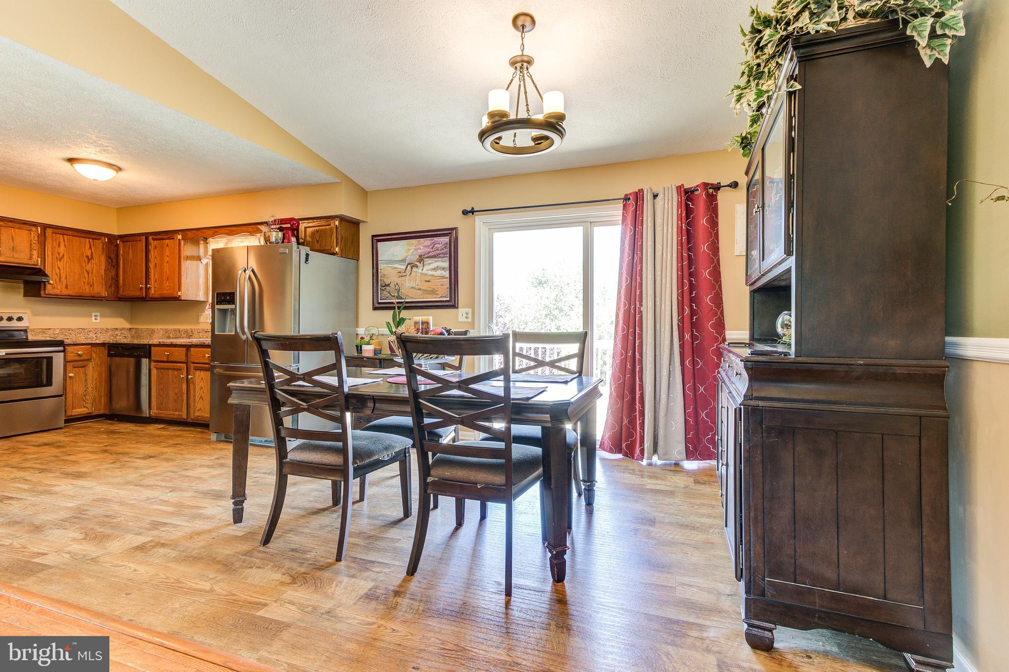 MEADOWBROOKE - Residential