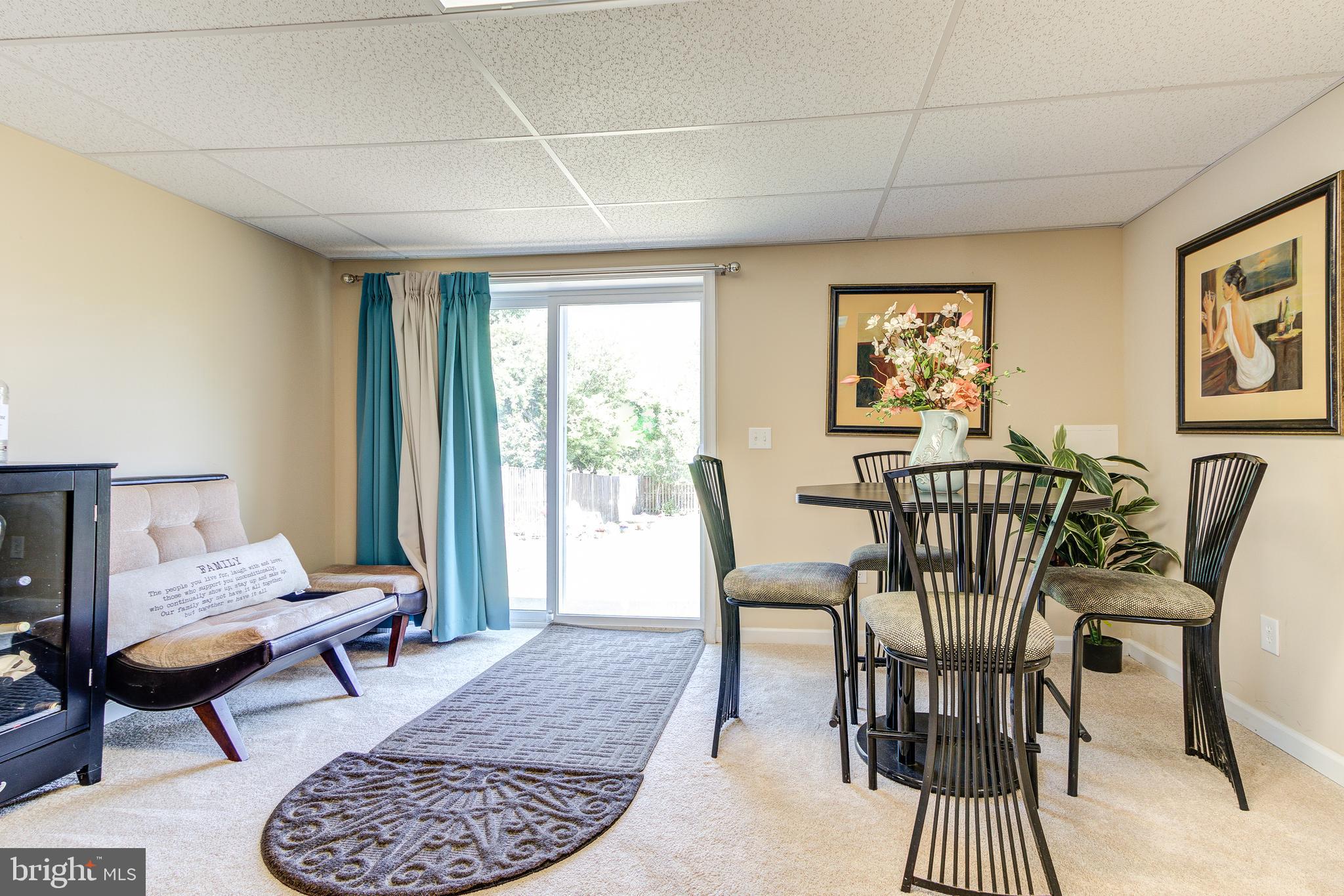 MEADOWBROOKE - Residential