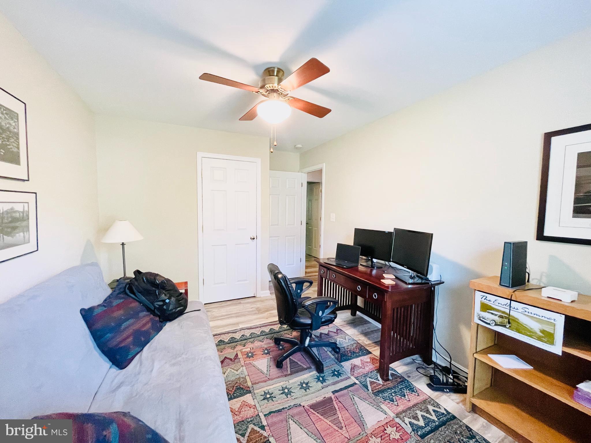 INDEPENDENCE SHORES - Residential Lease