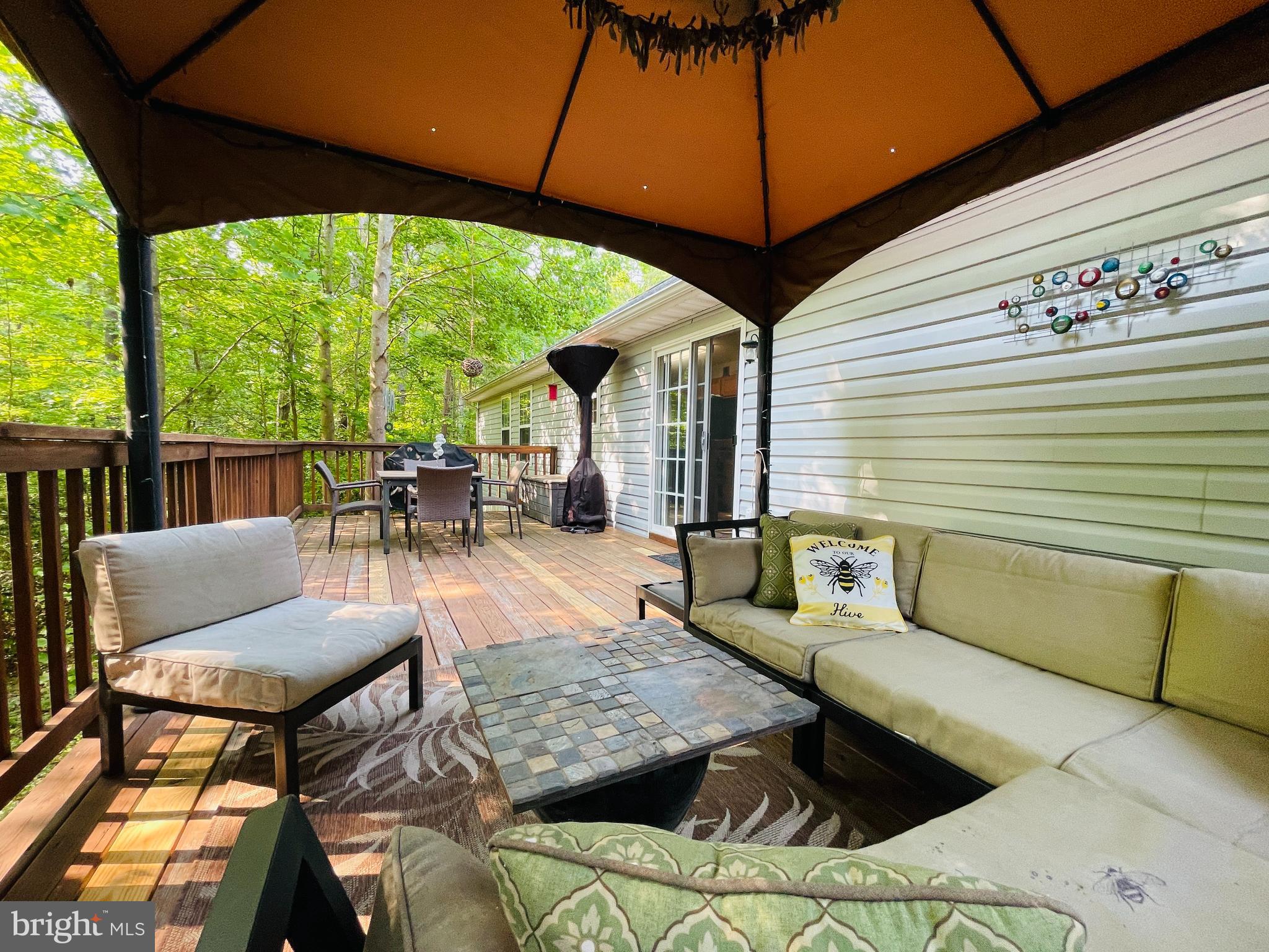 INDEPENDENCE SHORES - Residential Lease