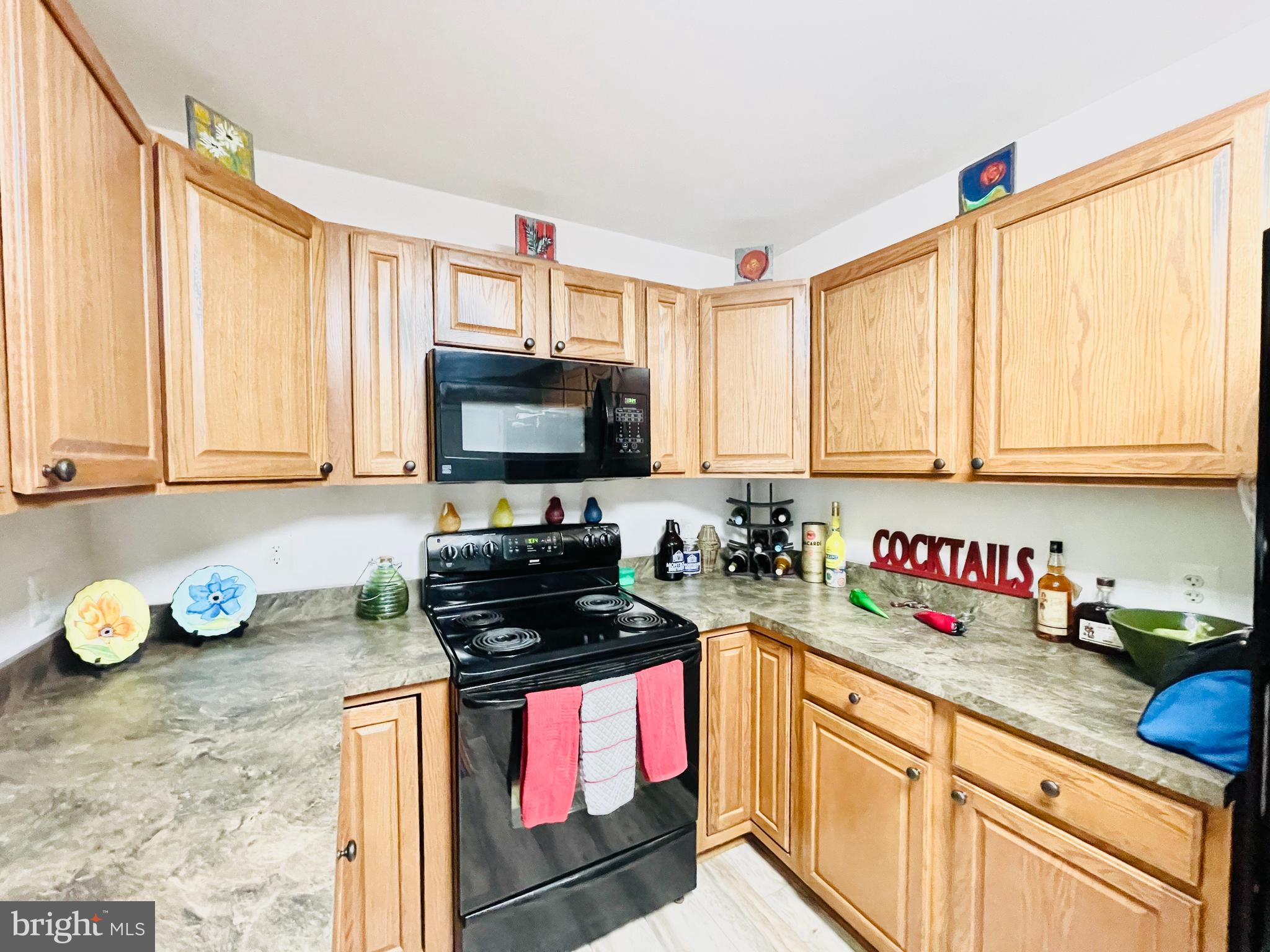 INDEPENDENCE SHORES - Residential Lease