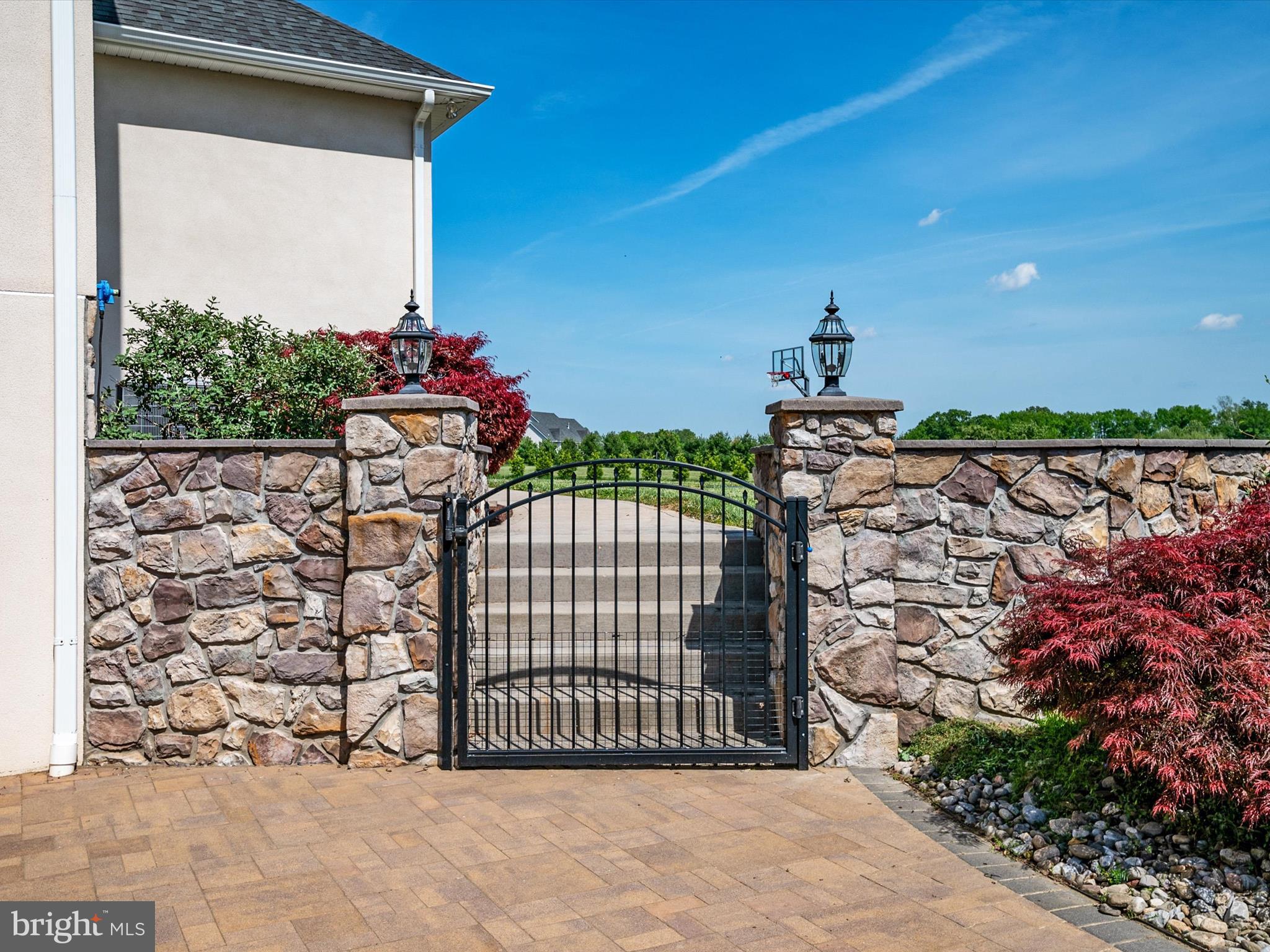 SHREWSBURY - Residential