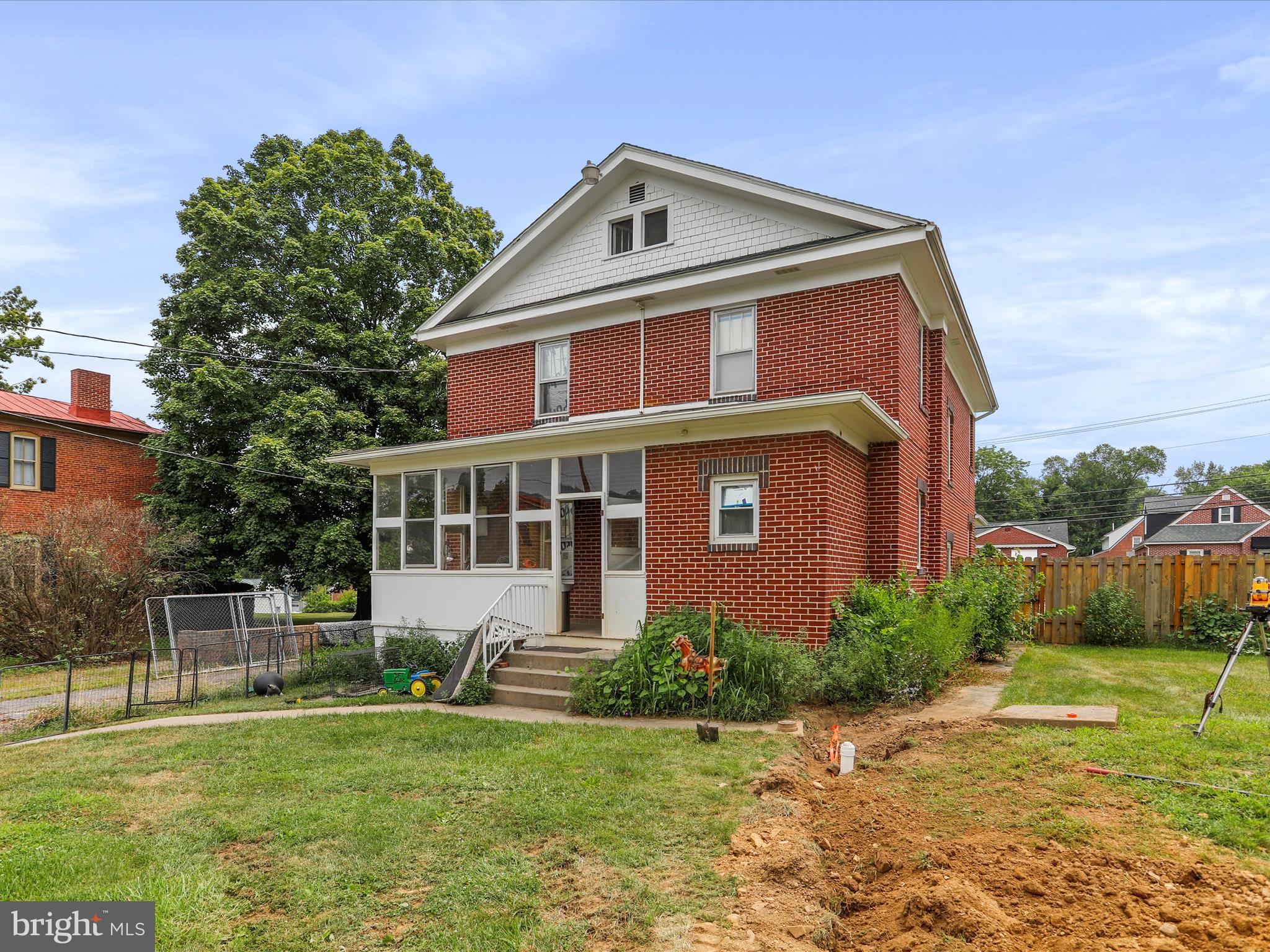 TOWN OF ROMNEY - Residential