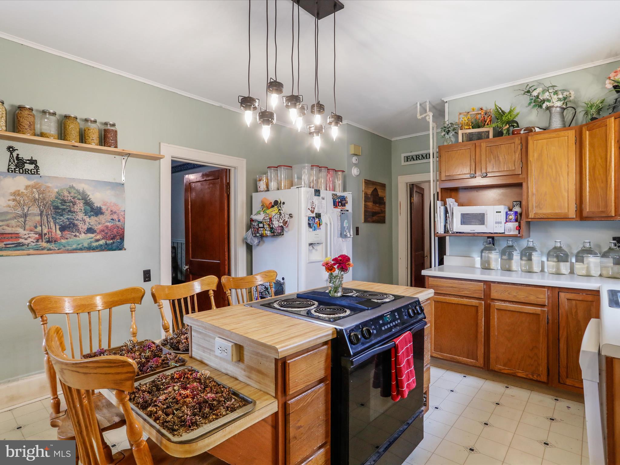 TOWN OF ROMNEY - Residential