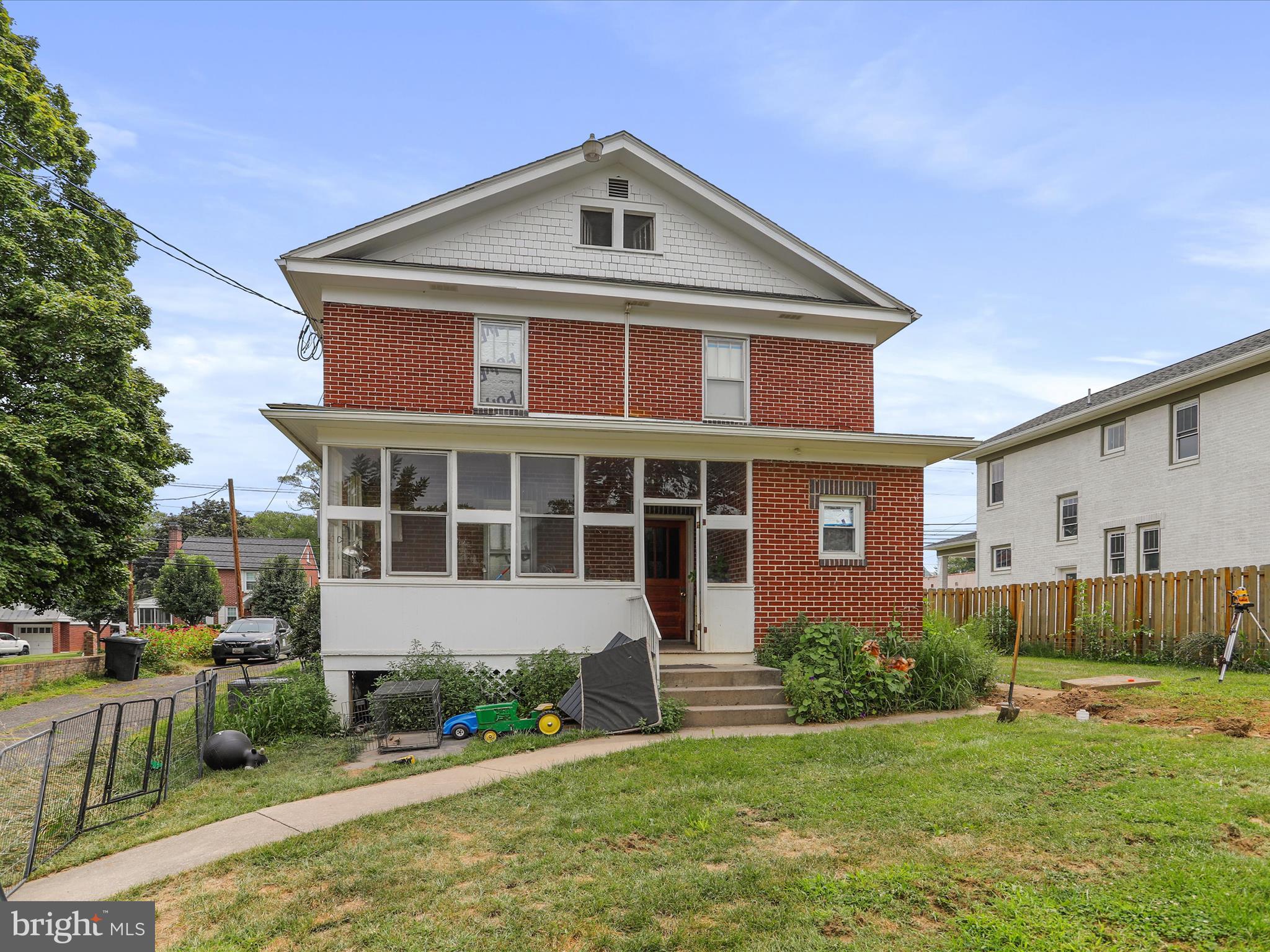 TOWN OF ROMNEY - Residential