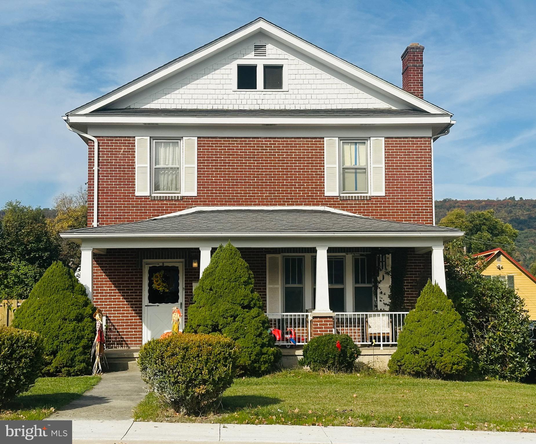 TOWN OF ROMNEY - Residential