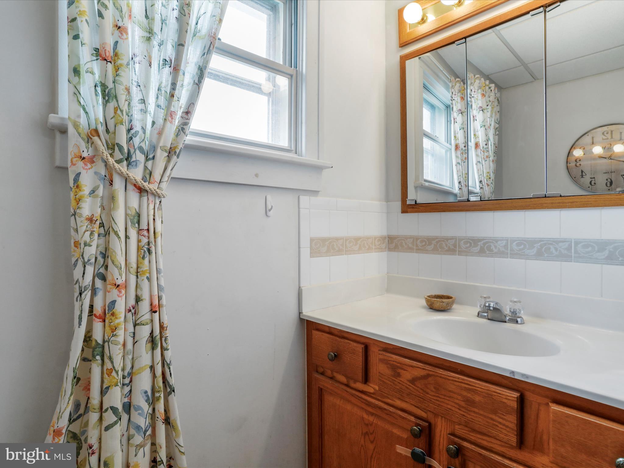 TOWN OF ROMNEY - Residential