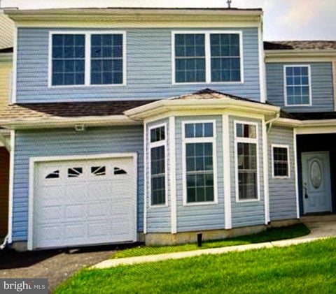 Townhouse For Sale - 26 Heals Farm Road<br/> BURLINGTON, NJ 08016