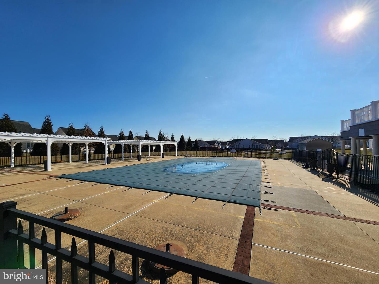 ARBOURS AT EAGLE POINT - Residential