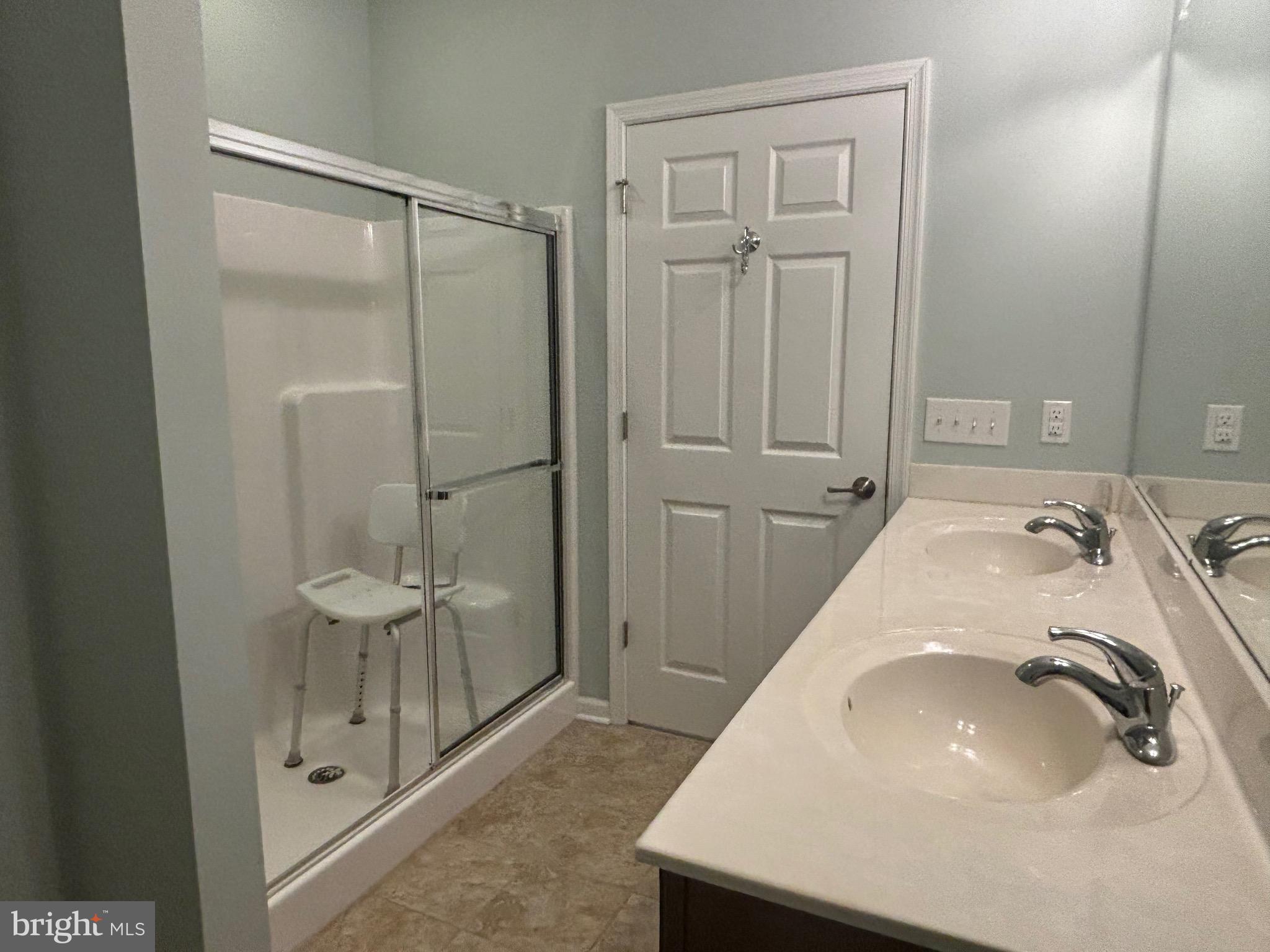 ARBOURS AT EAGLE POINT - Residential