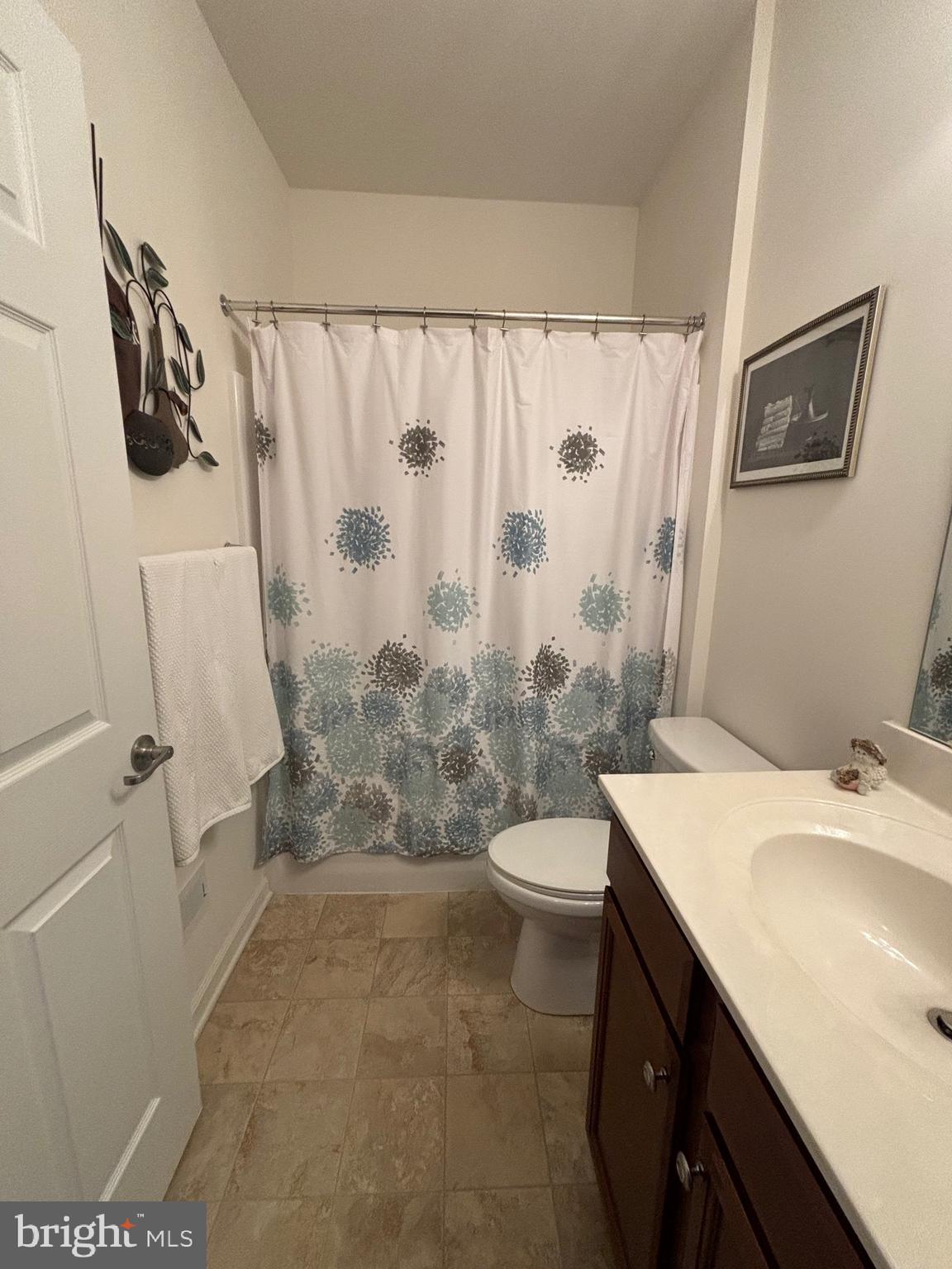 ARBOURS AT EAGLE POINT - Residential