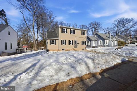 5 HILLCREST AVENUE WILMINGTON DE 19809