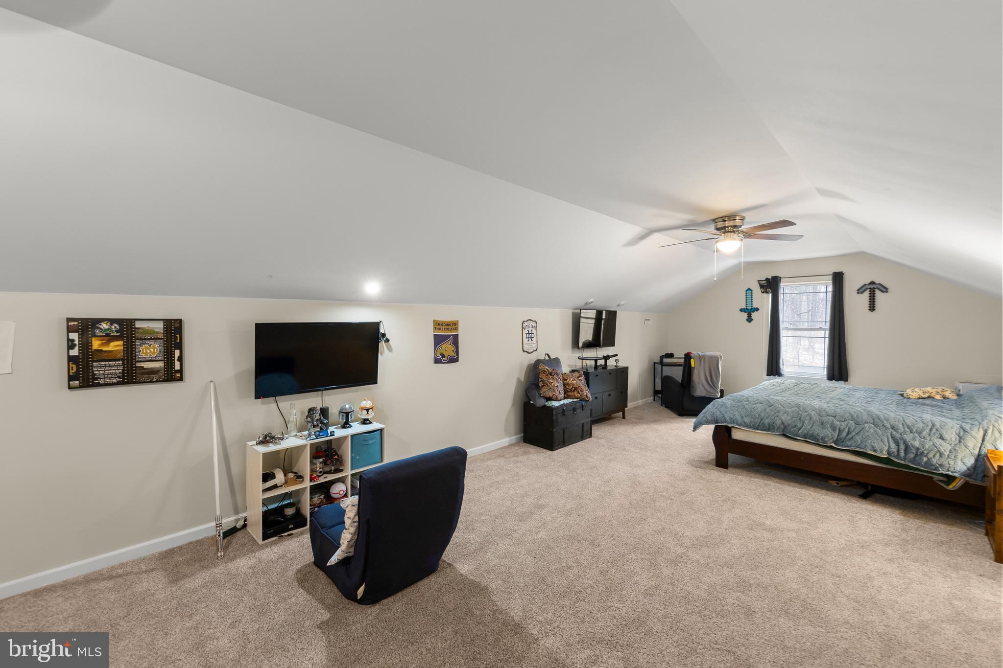 ESTATES AT CLAYTONS REST - Residential