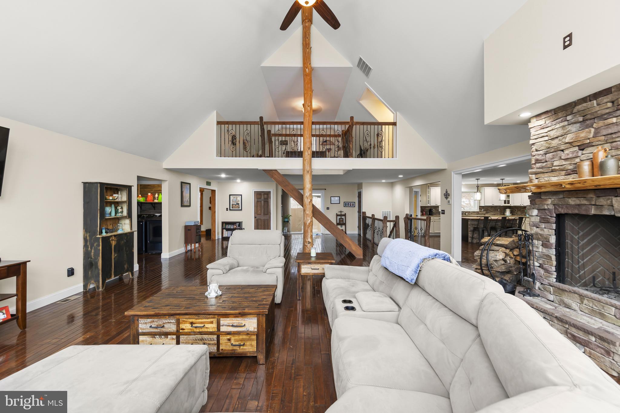 ESTATES AT CLAYTONS REST - Residential