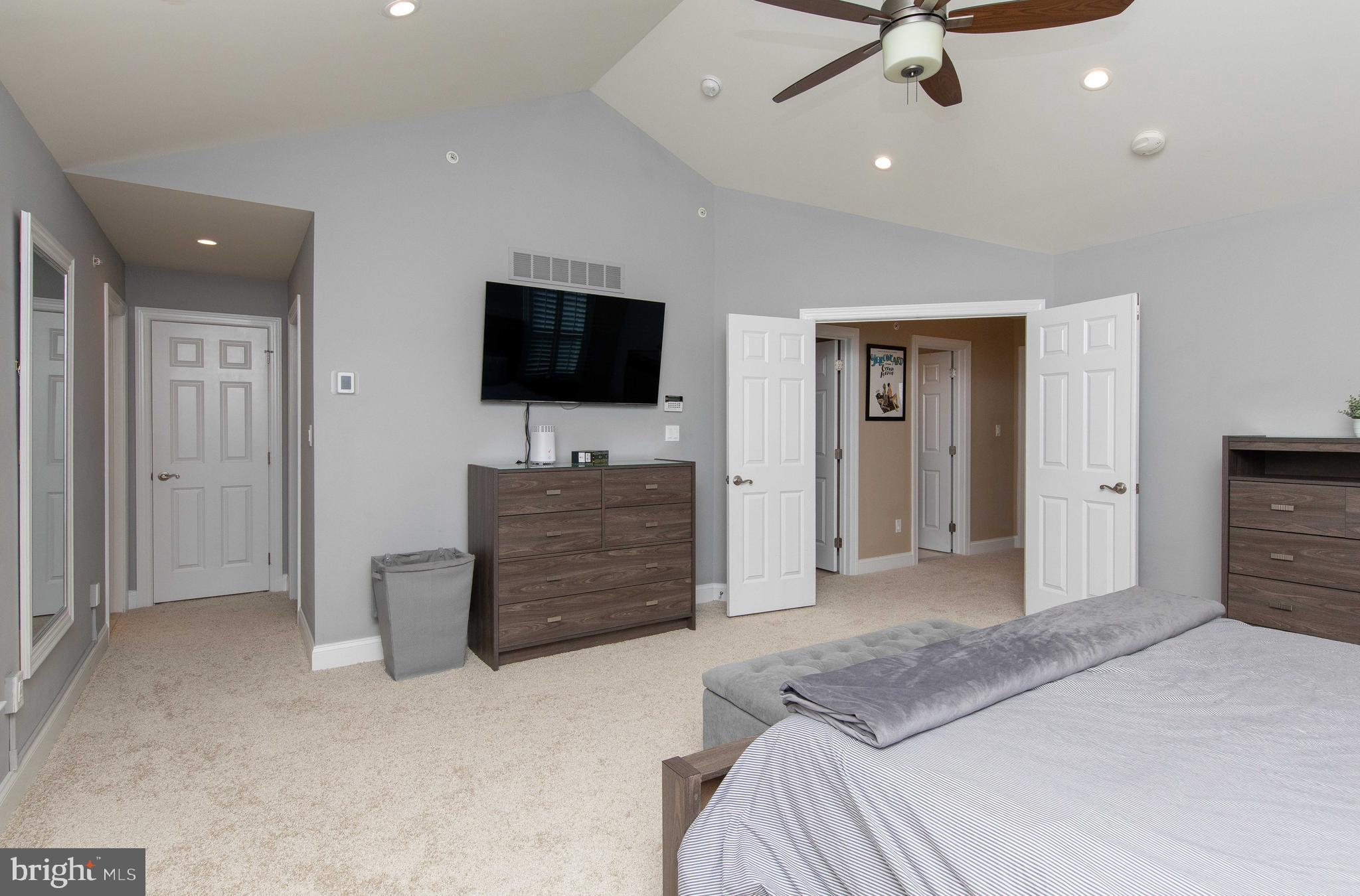 COLD POINT VILLAGE - Residential