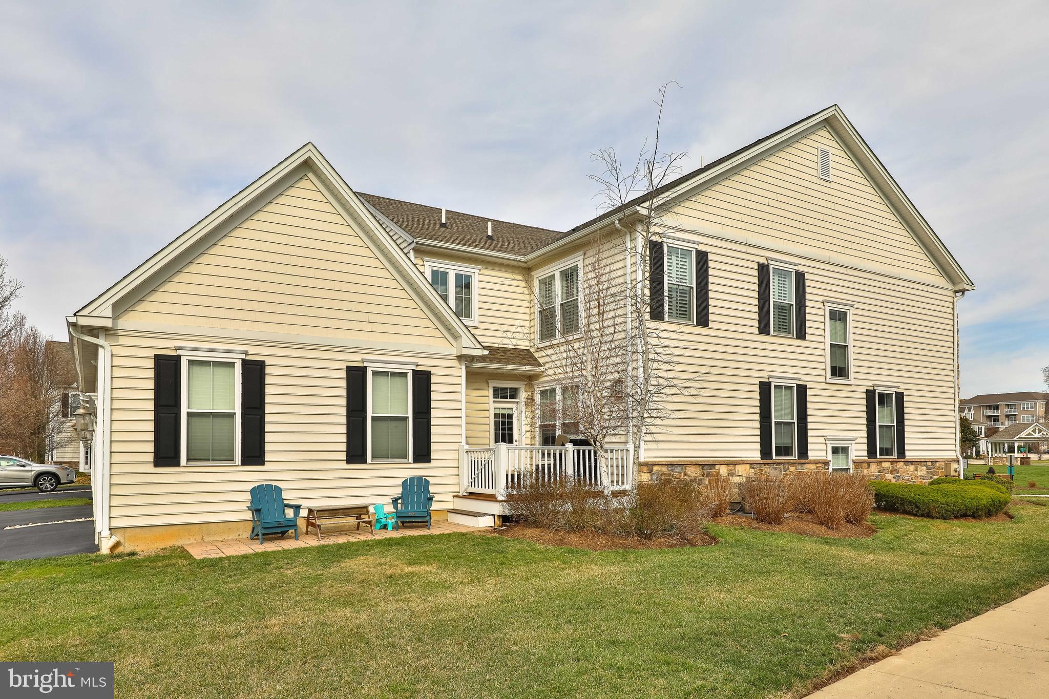 COLD POINT VILLAGE - Residential