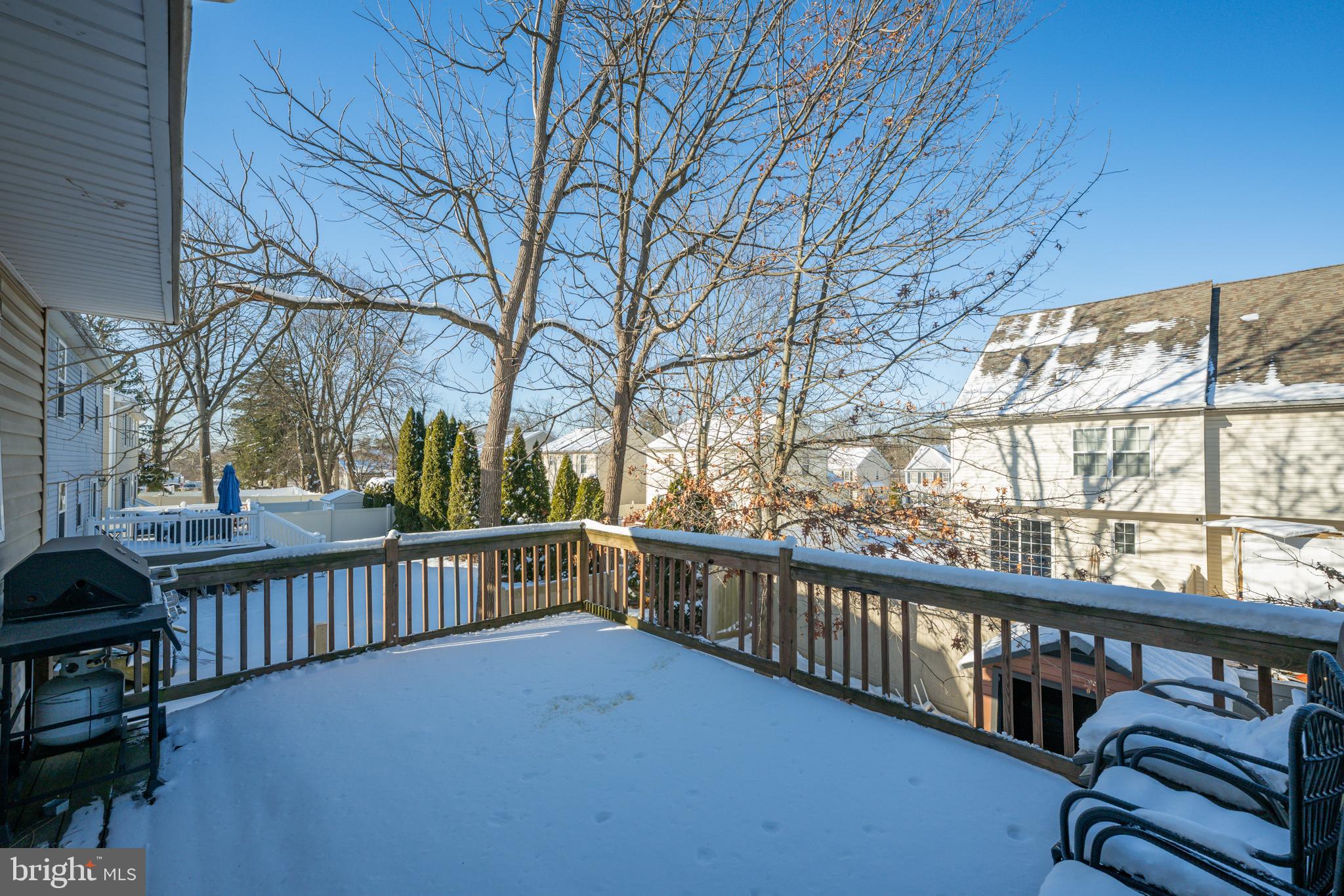 NORTH HILLS - Residential