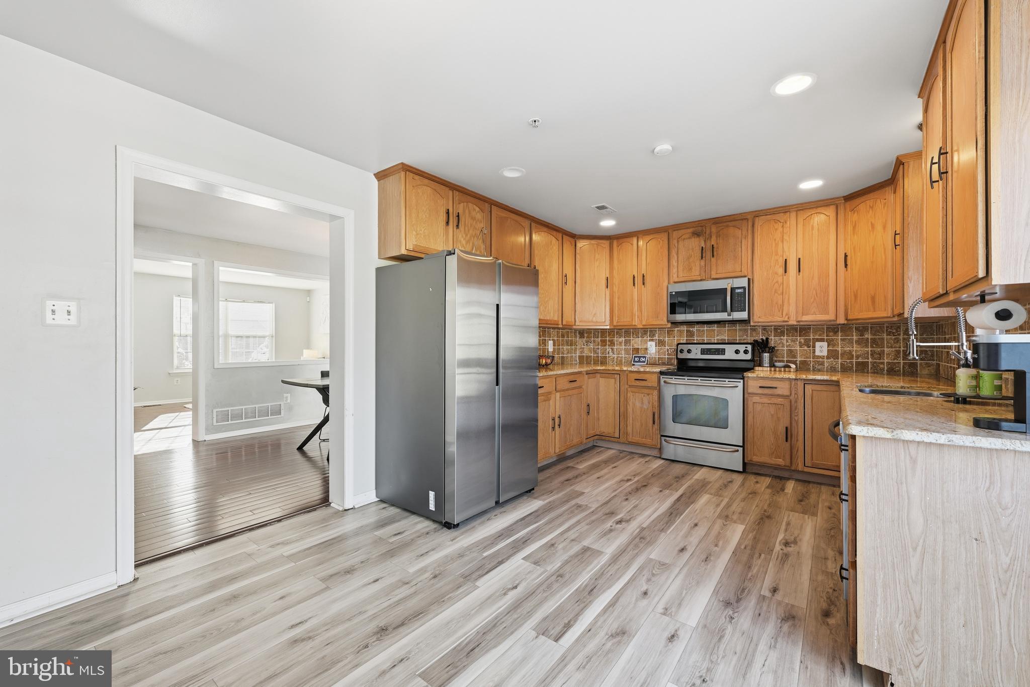 NORTH HILLS - Residential