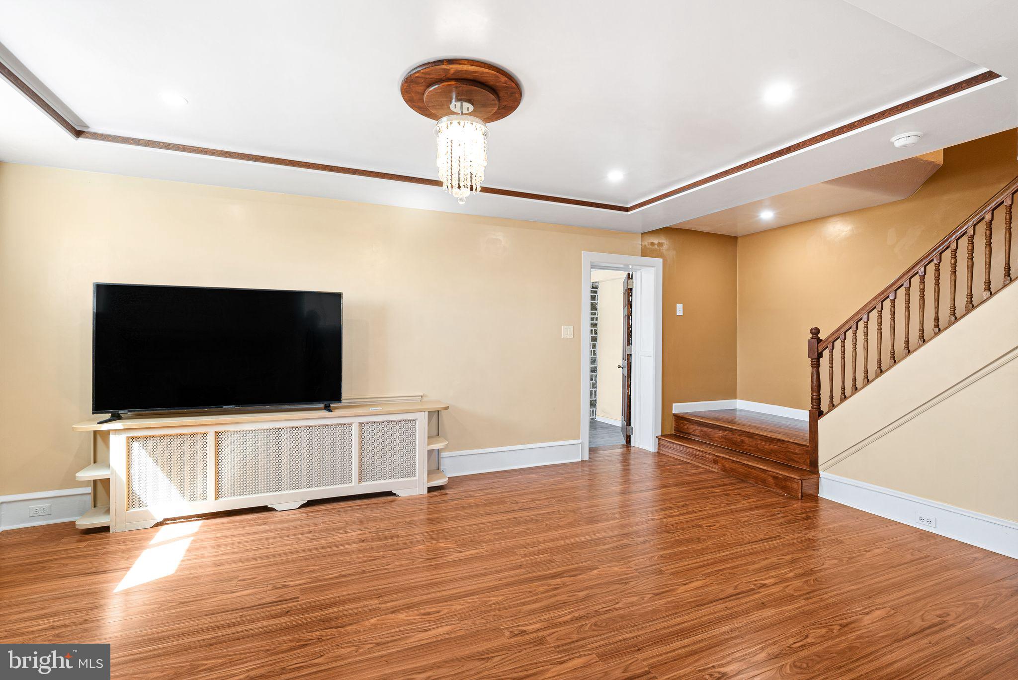5 ARDSLEY ROAD