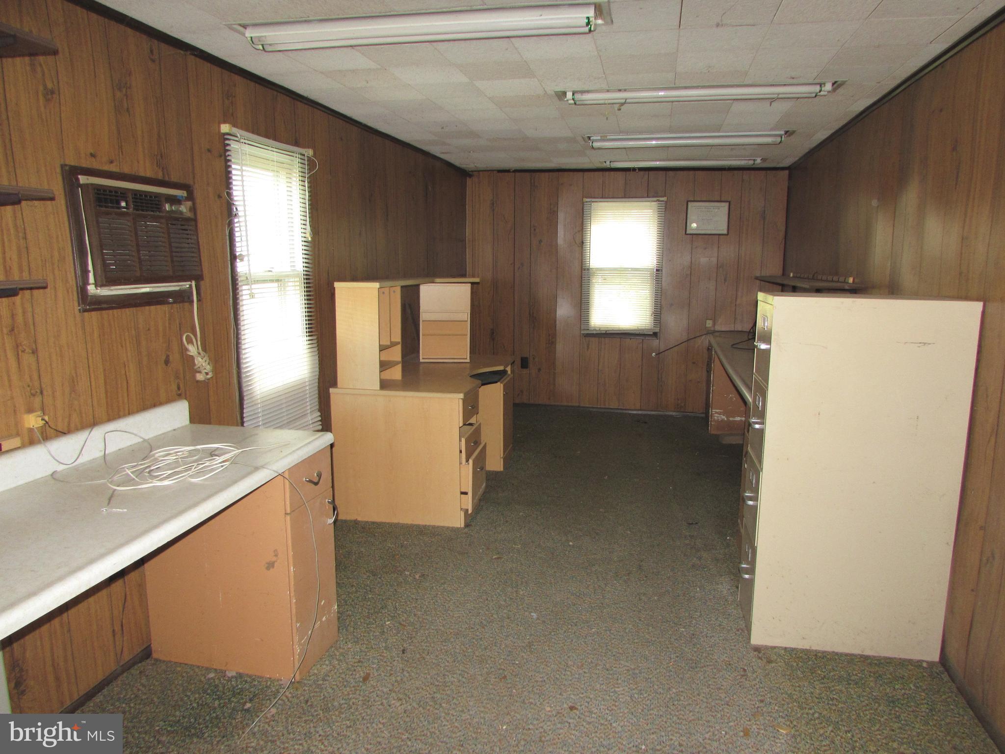 EASTON - Residential