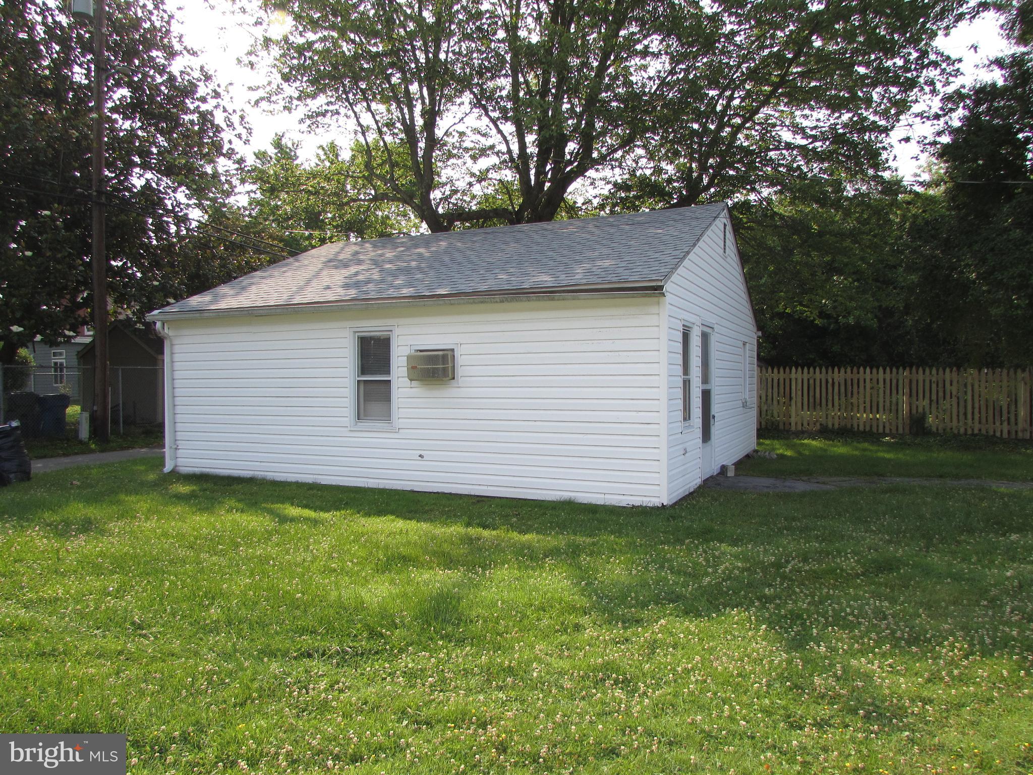 EASTON - Residential