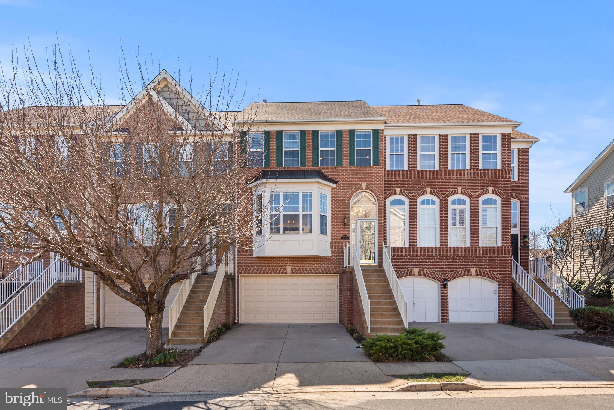 NORTHLAKE - Residential