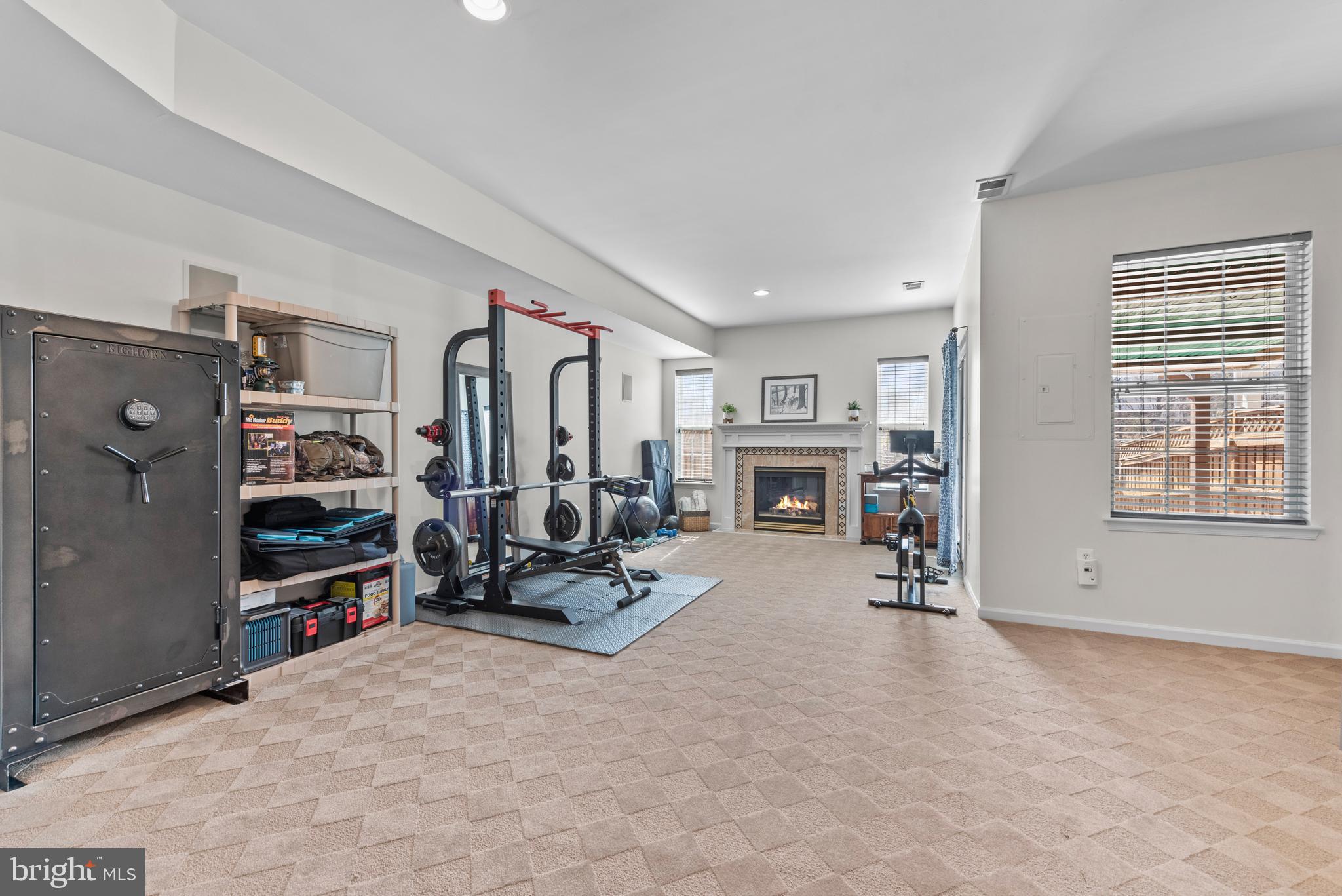 NORTHLAKE - Residential