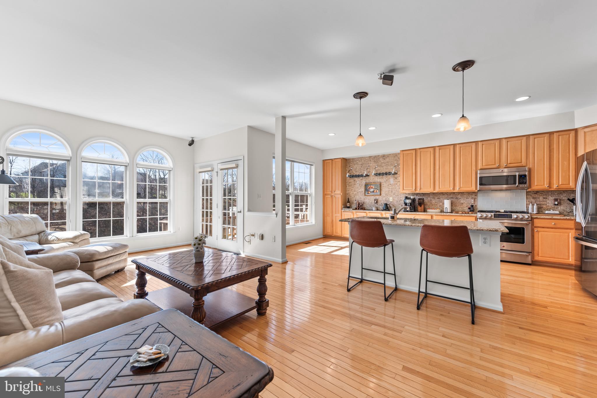 NORTHLAKE - Residential