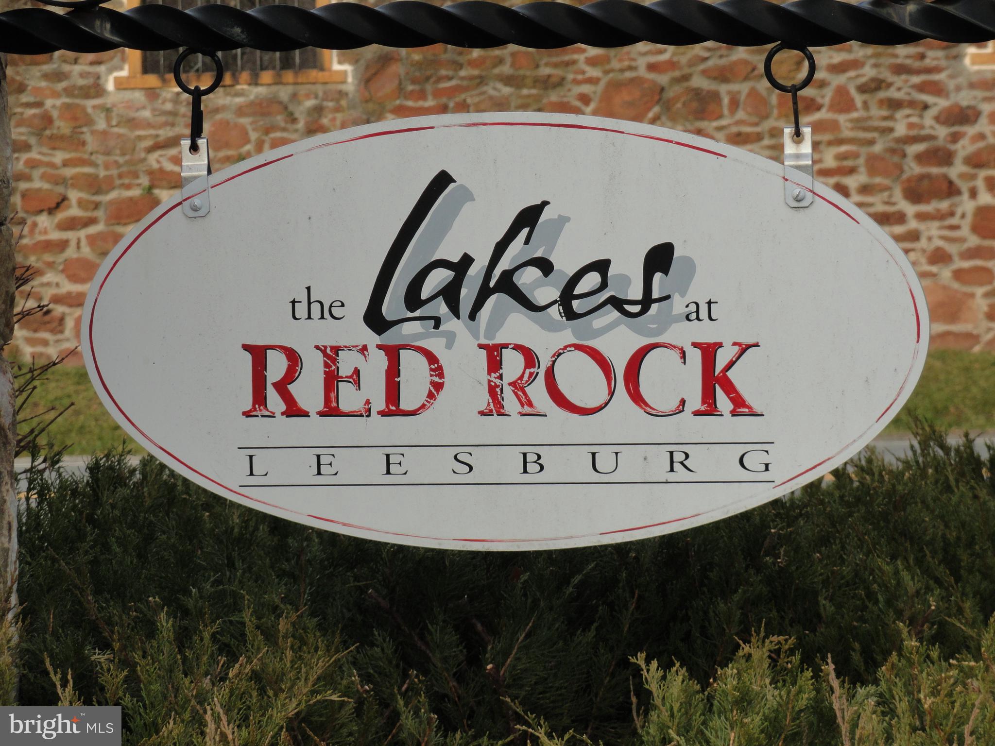 NORTHLAKE - Residential