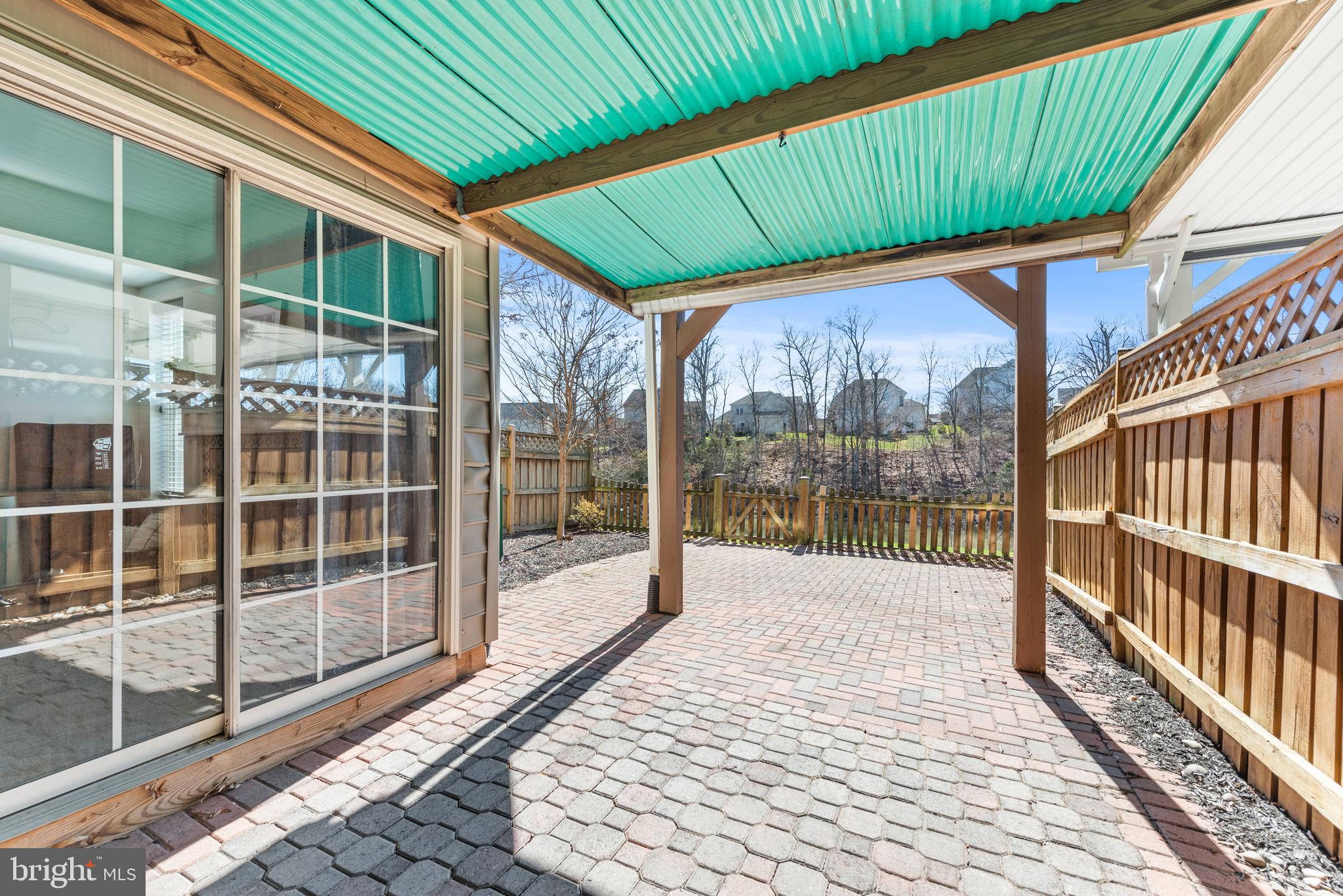 NORTHLAKE - Residential