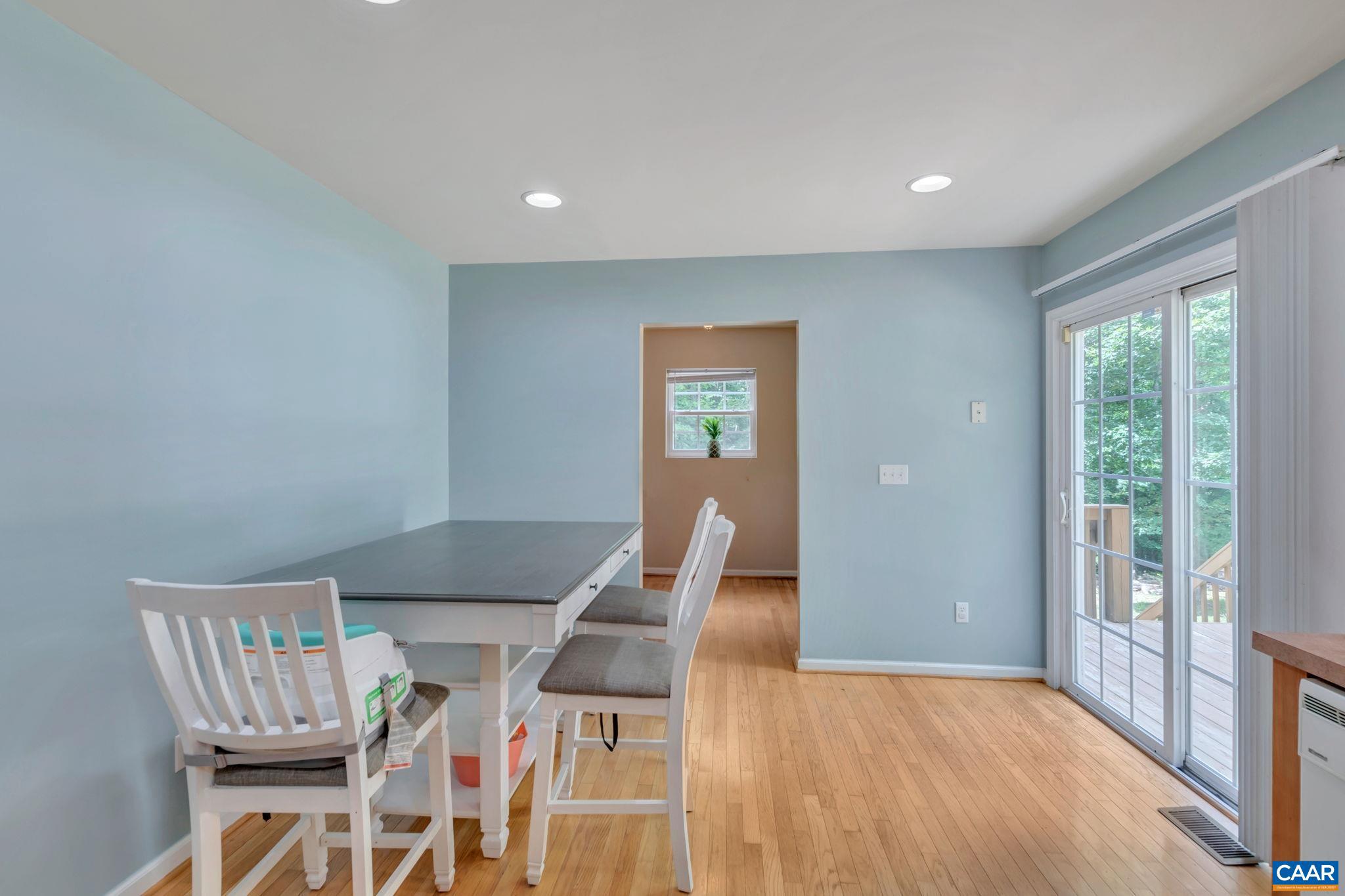 LAKE MONTICELLO - Residential