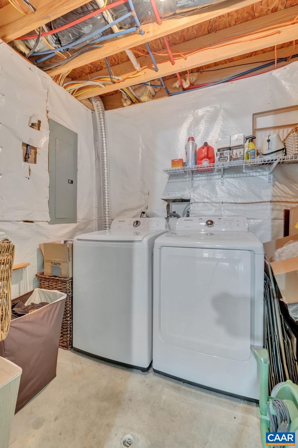 LAKE MONTICELLO - Residential