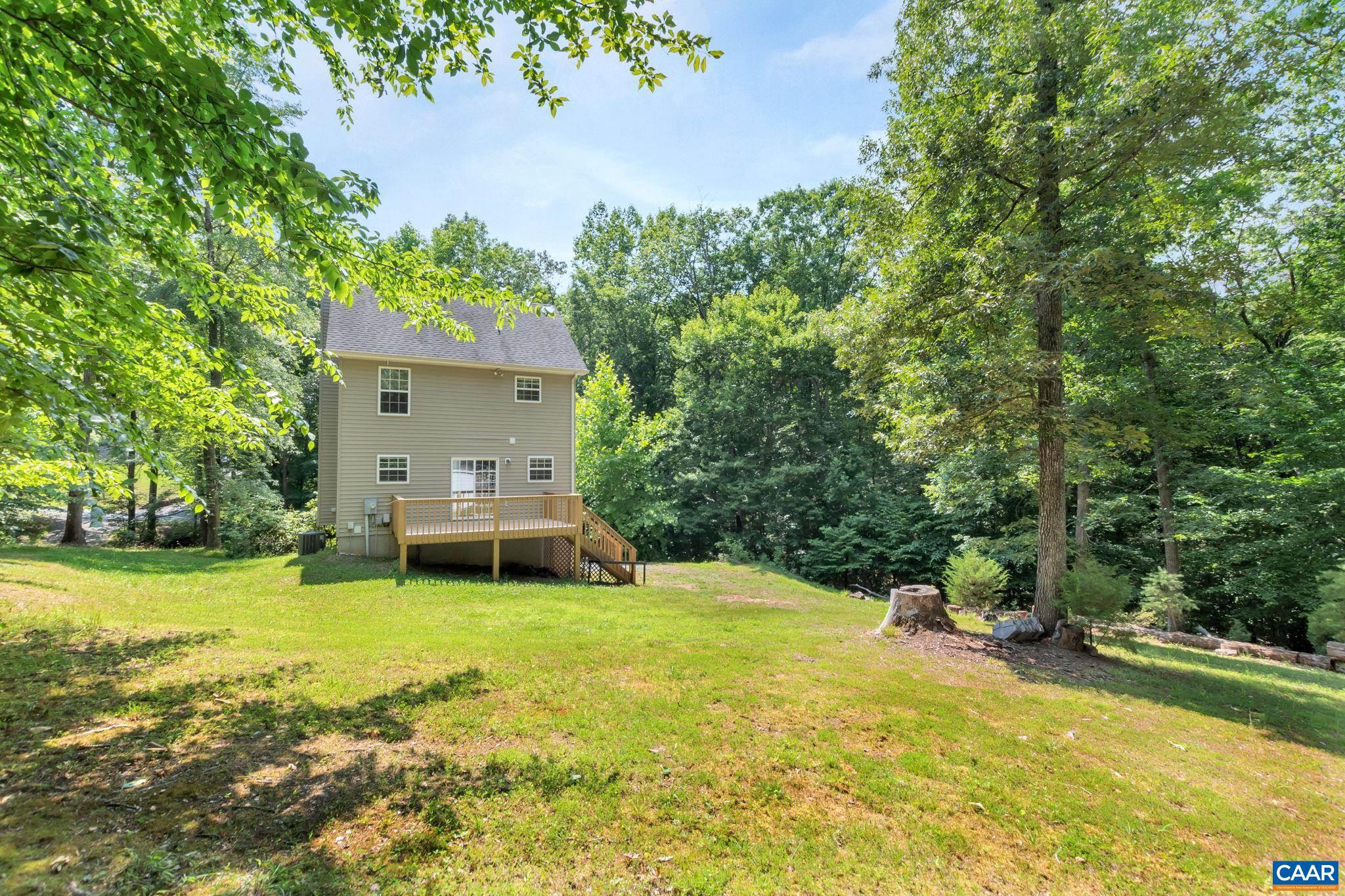 LAKE MONTICELLO - Residential