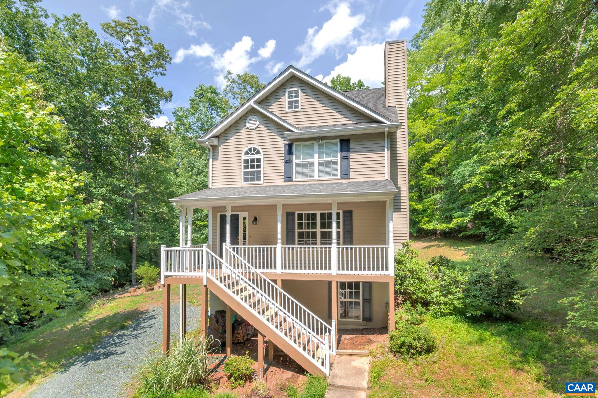 LAKE MONTICELLO - Residential