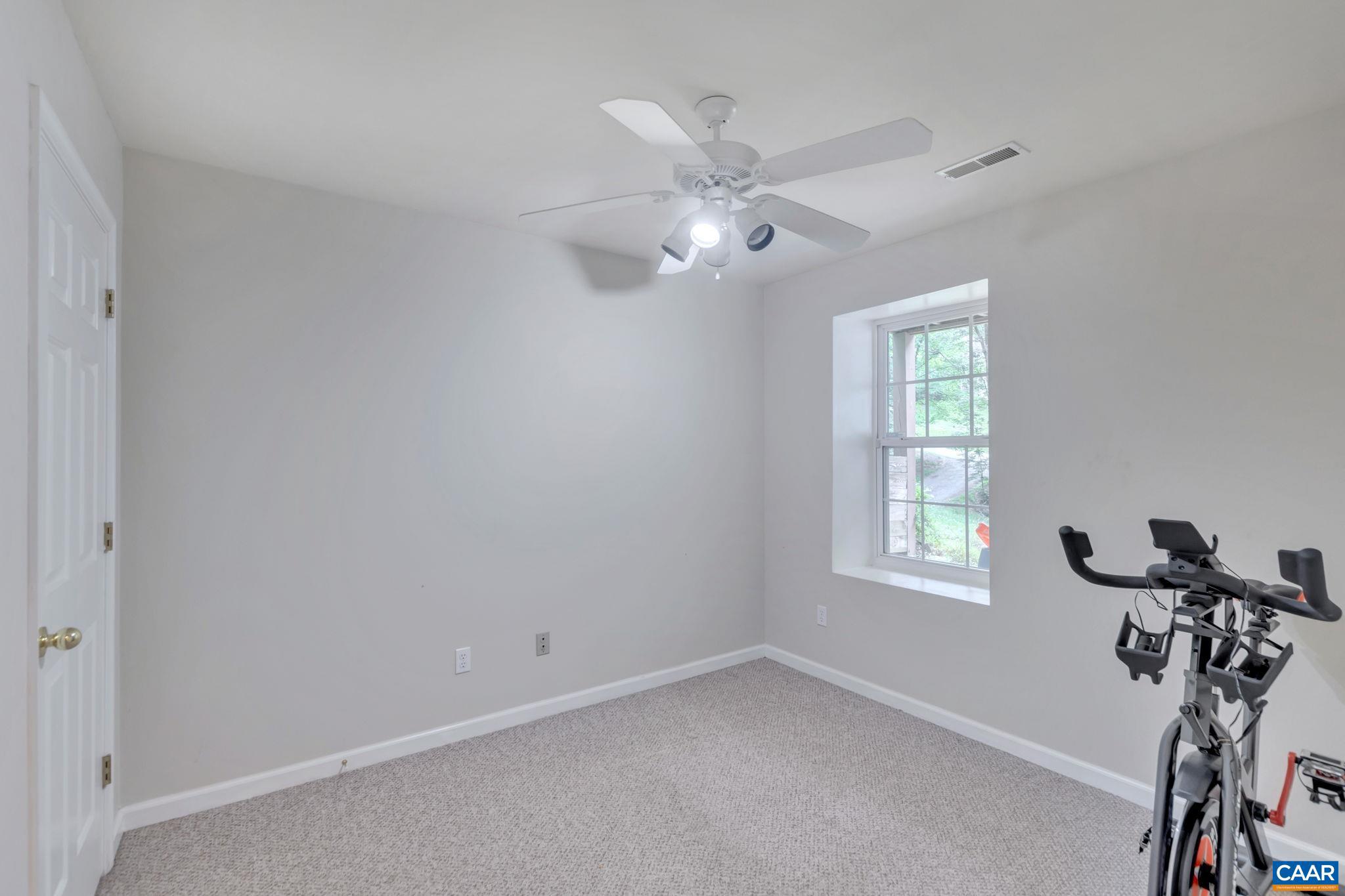 LAKE MONTICELLO - Residential