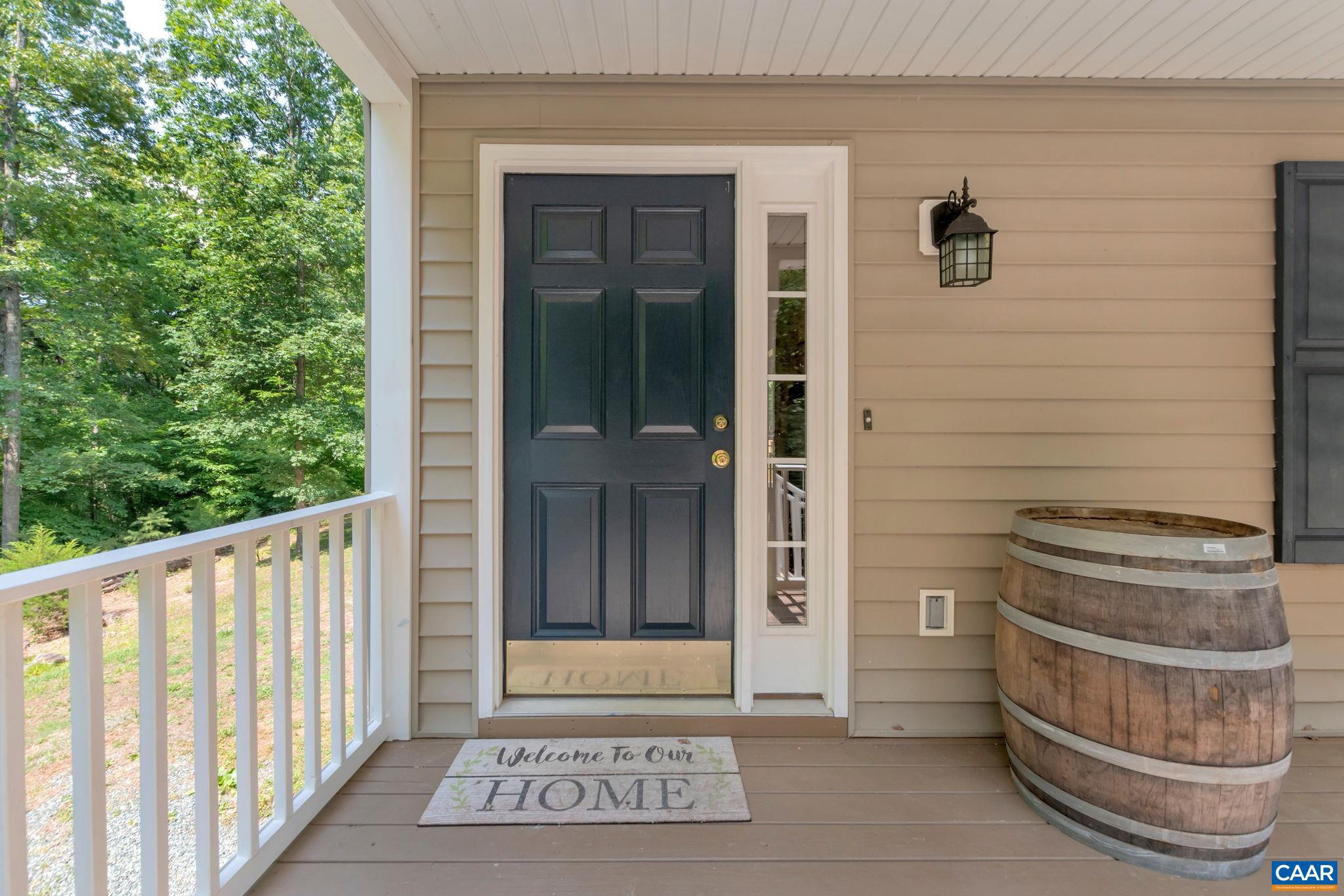 LAKE MONTICELLO - Residential